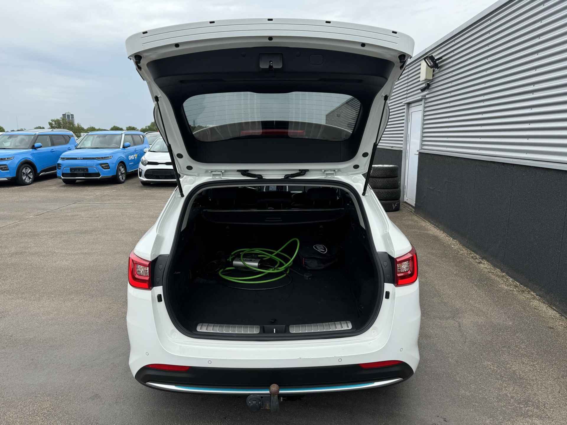 Kia Optima Sportswagon 2.0 GDI PHEV ExecutiveLine Navigatie, Lederen bekleding, Trekhaak, Elektrische stoel + Geheugen, Stoelkoeling + Verwarming, Stuurwielverwarming - 12/39