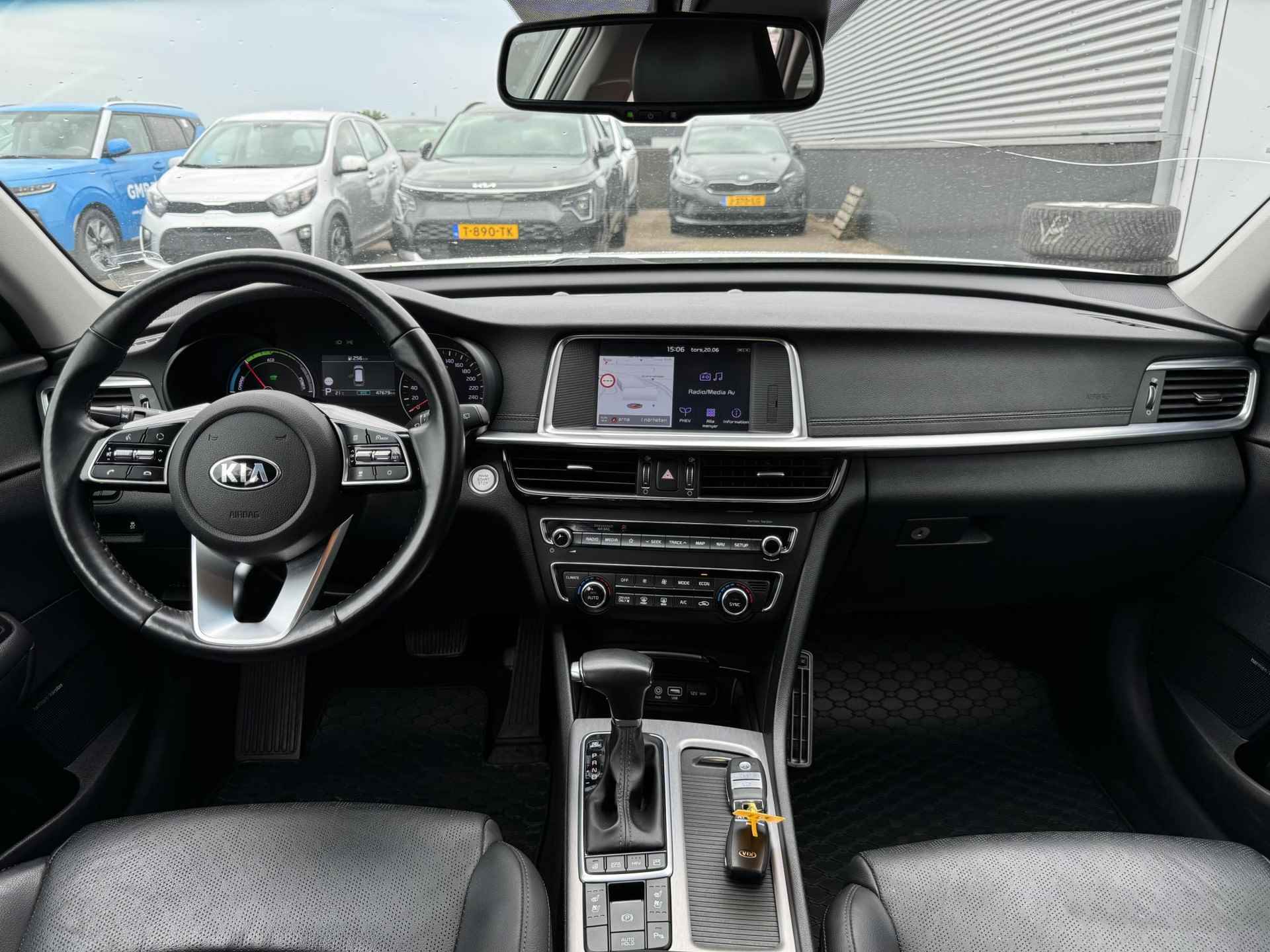 Kia Optima Sportswagon 2.0 GDI PHEV ExecutiveLine Navigatie, Lederen bekleding, Trekhaak, Elektrische stoel + Geheugen, Stoelkoeling + Verwarming, Stuurwielverwarming - 22/39