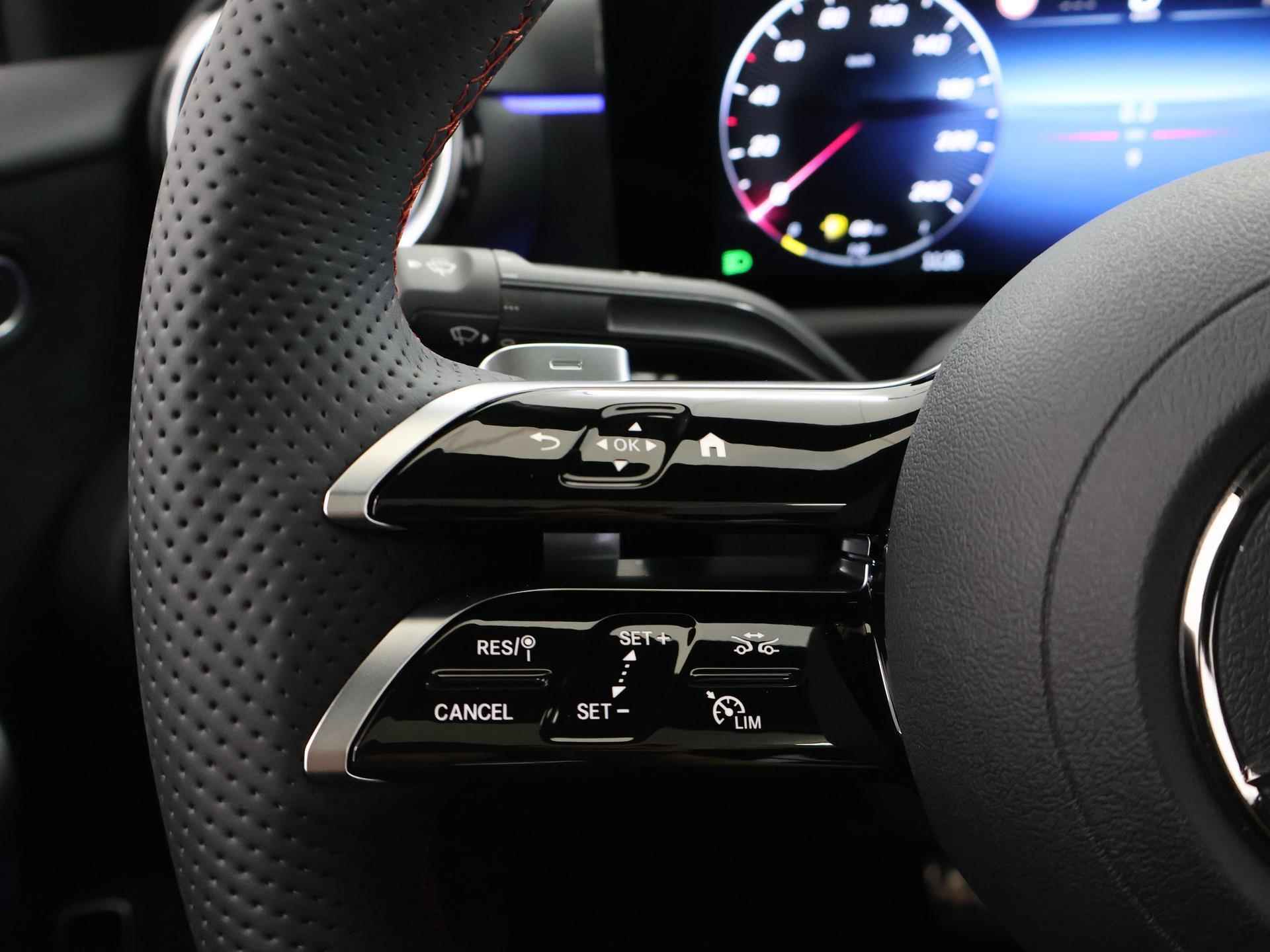 Mercedes-Benz A-klasse 250e AMG Line Limousine | adaptieve cruise control | Panorama-schuifdak | Multibeam LED | Keyless-go | Achteruitrijcamera | Sfeerverlichting | Nightpakket | - 37/48