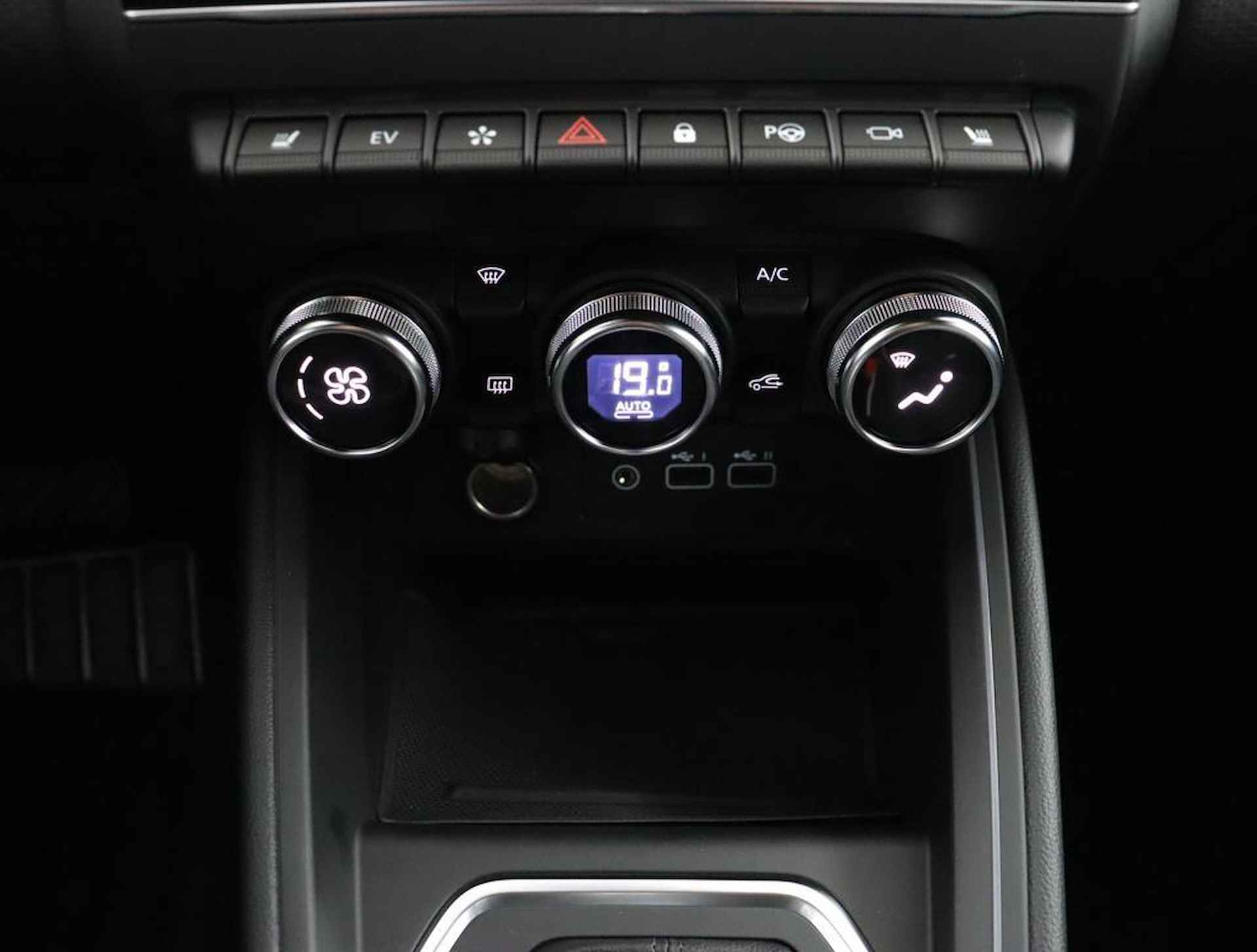 Mitsubishi Colt 1.6 HEV Instyle Hybrid | BOSE Audio | Stoel-/Stuurverw. | Climate Control | - 6/45