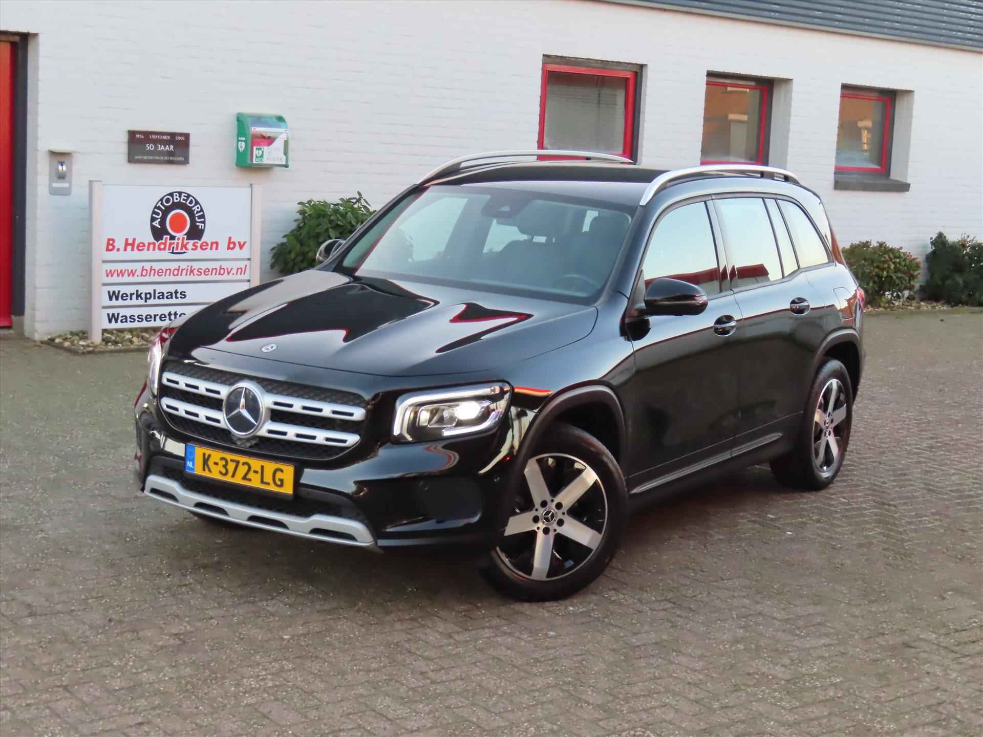 Mercedes GLB 200 163PK 7G-DCT Business Solution/ Apple Carplay/ Led koplampen/ DAB/ Navigatie/ Stoelverwarming/ Camera achter/ 1 Eigenaar/ Origineel NL/ NAP - 37/40