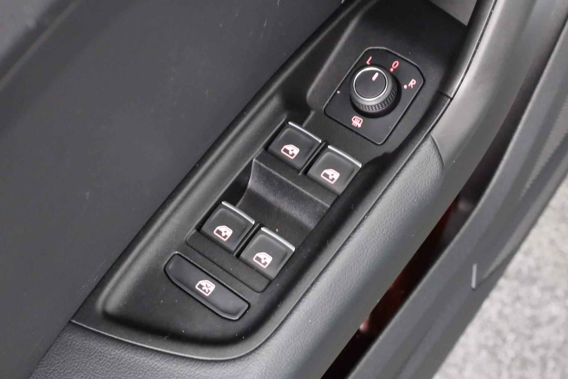 Audi A1 Sportback 25 TFSI 95PK Advanced edition | Apple CarPlay / Android Auto | Airco | Cruise | 17 inch - 17/35