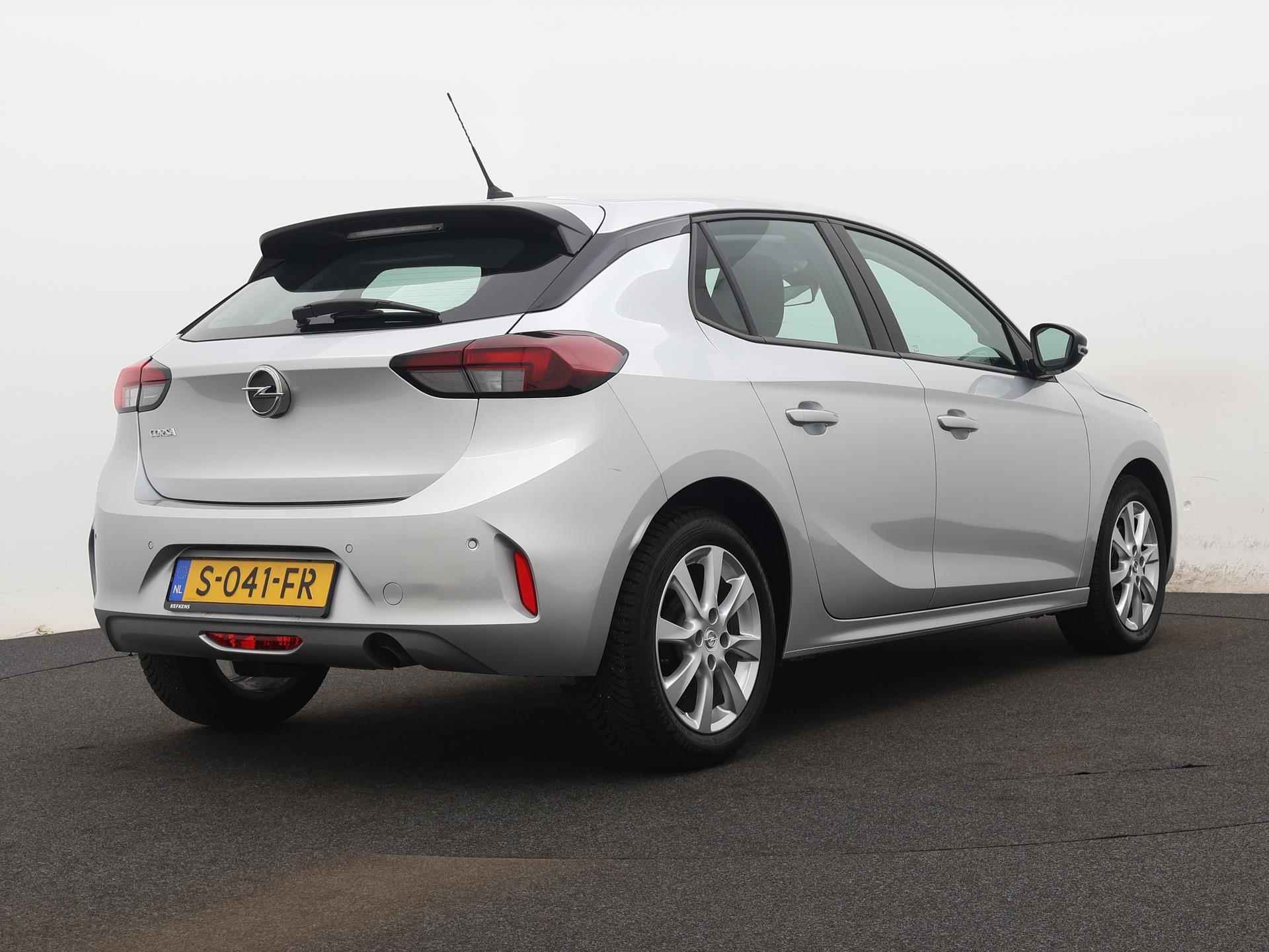 Opel Corsa Edition 100pk | Navigatie | Parkeersensoren Achter | Airco | Stuur Verwarmd | Licht Metalen Velgen 16" - 9/33