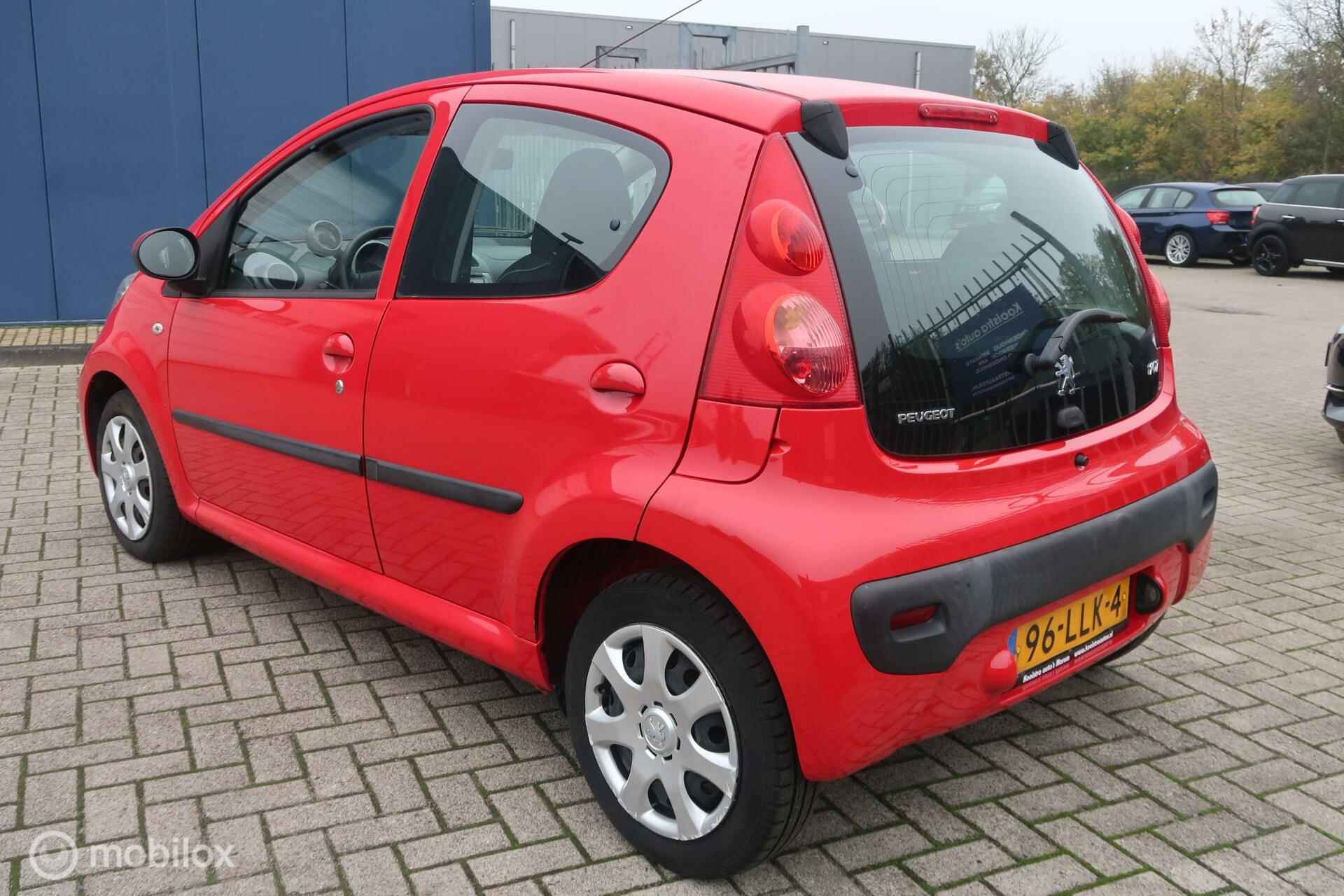 Peugeot 107 1.0-12V Urban Move - 4/15