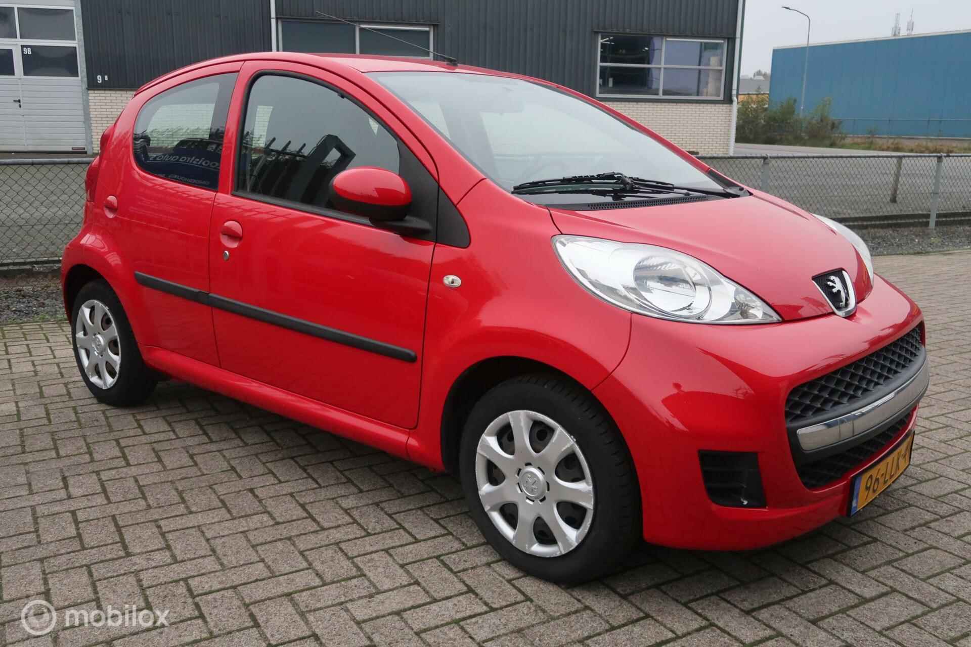 Peugeot 107 1.0-12V Urban Move - 7/15