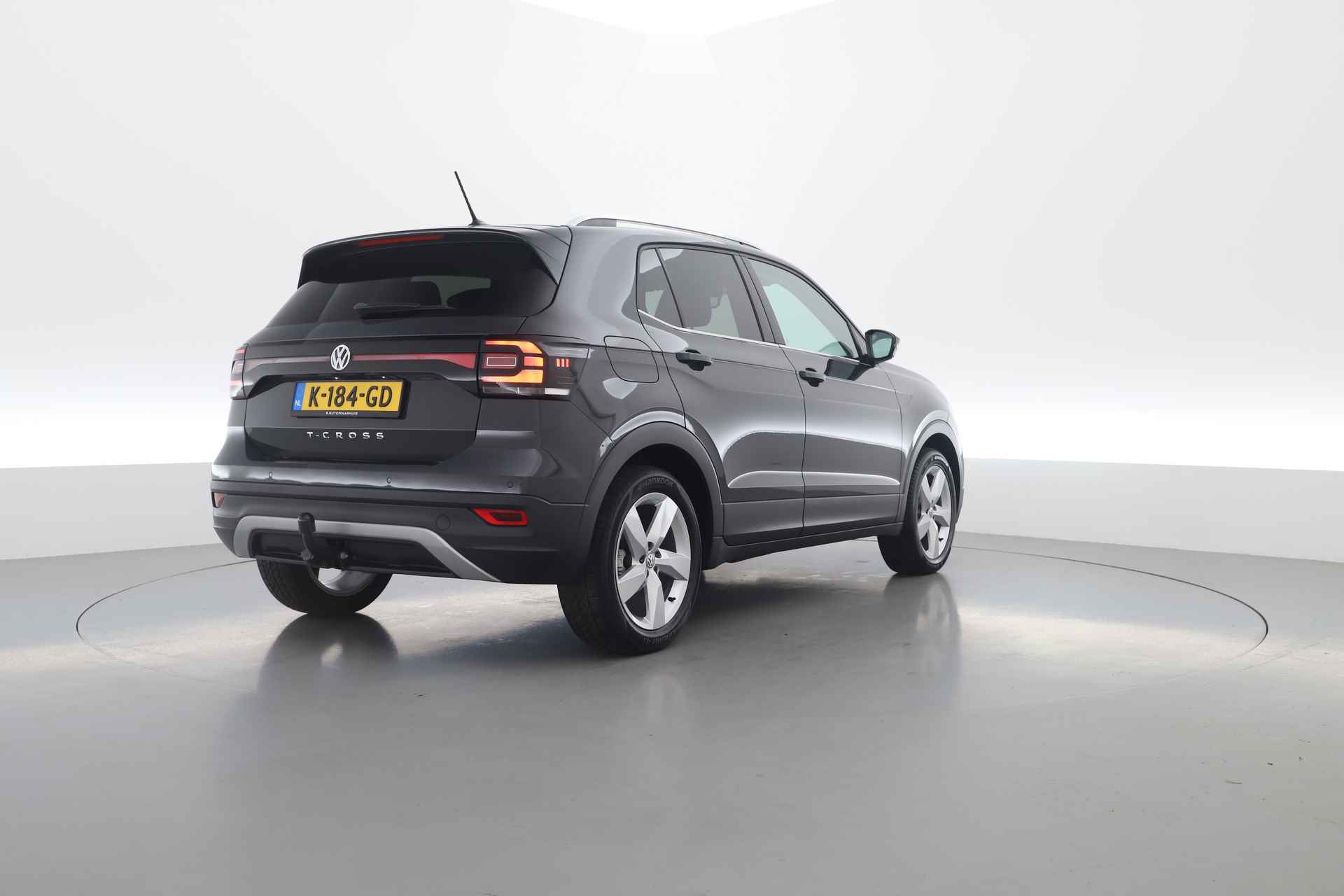 Volkswagen T-Cross 1.0 TSI Style DSG | Navi | PDC V+A | Stoelver. | Cruise | 17" | - 2/31