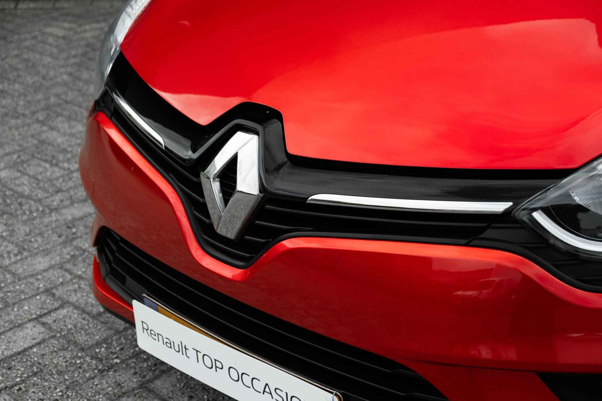 Renault Clio 0.9 TCe Limited | Parkeersensoren achter | NAVI | LM Velgen | incl. Bovag rijklaarpakket met 12 maanden garantie | - 22/51