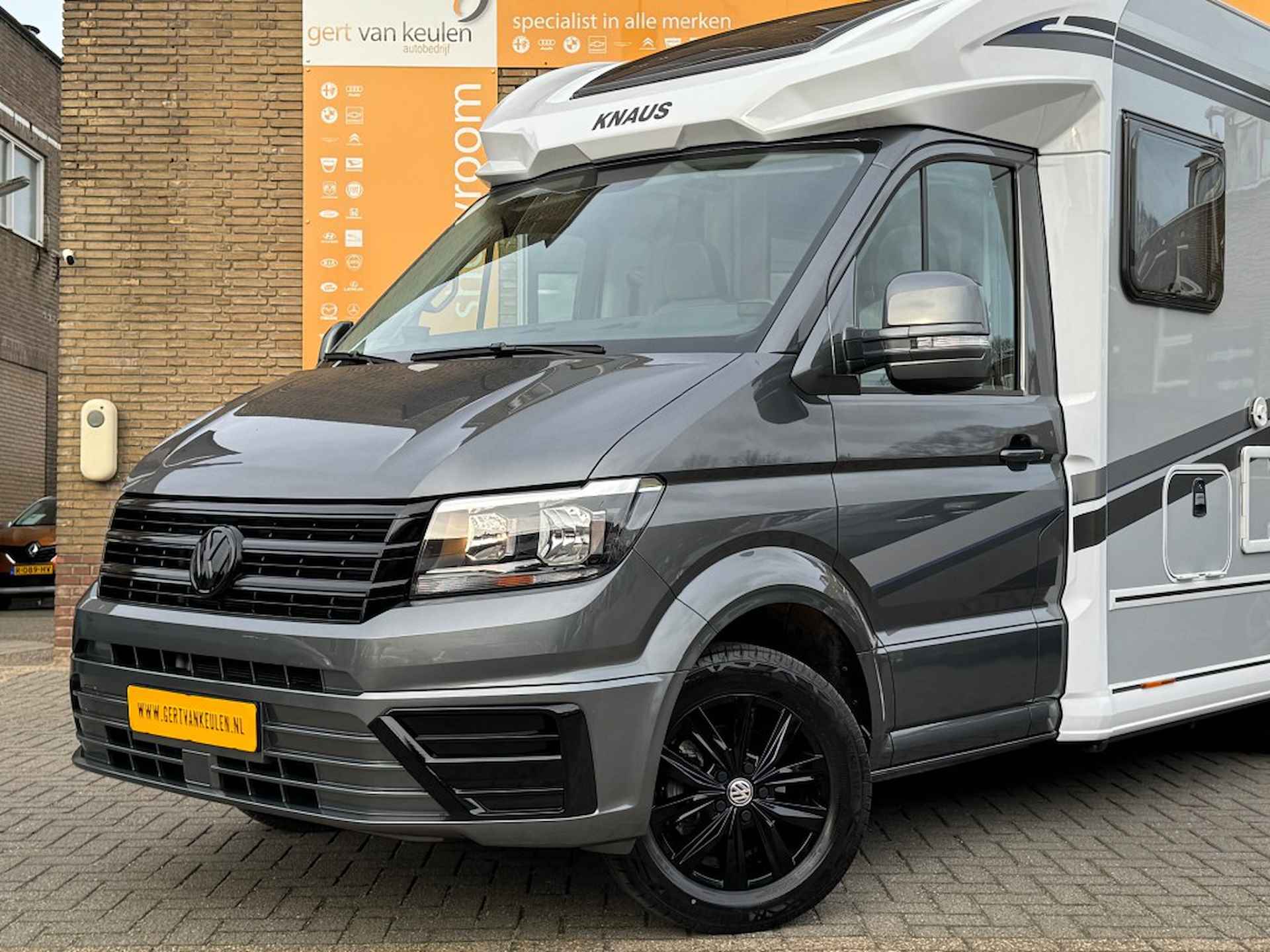 KNAUS Van-ti PLATINUM SELECTION 650 MEG BLACK EDITION VW CRAFTER/VOL OPTIES! - 18/35