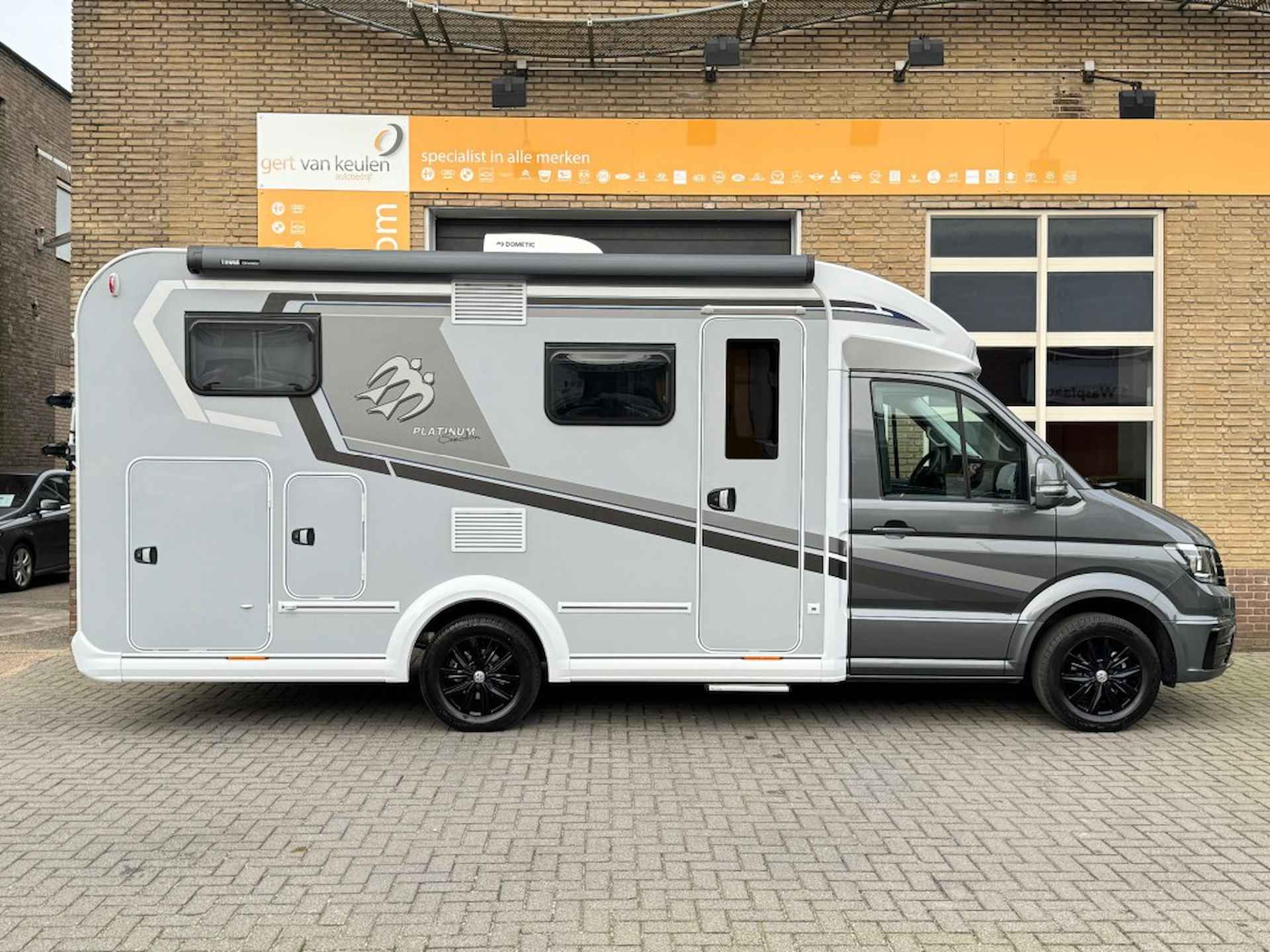 KNAUS Van-ti PLATINUM SELECTION 650 MEG BLACK EDITION VW CRAFTER/VOL OPTIES! - 19/35