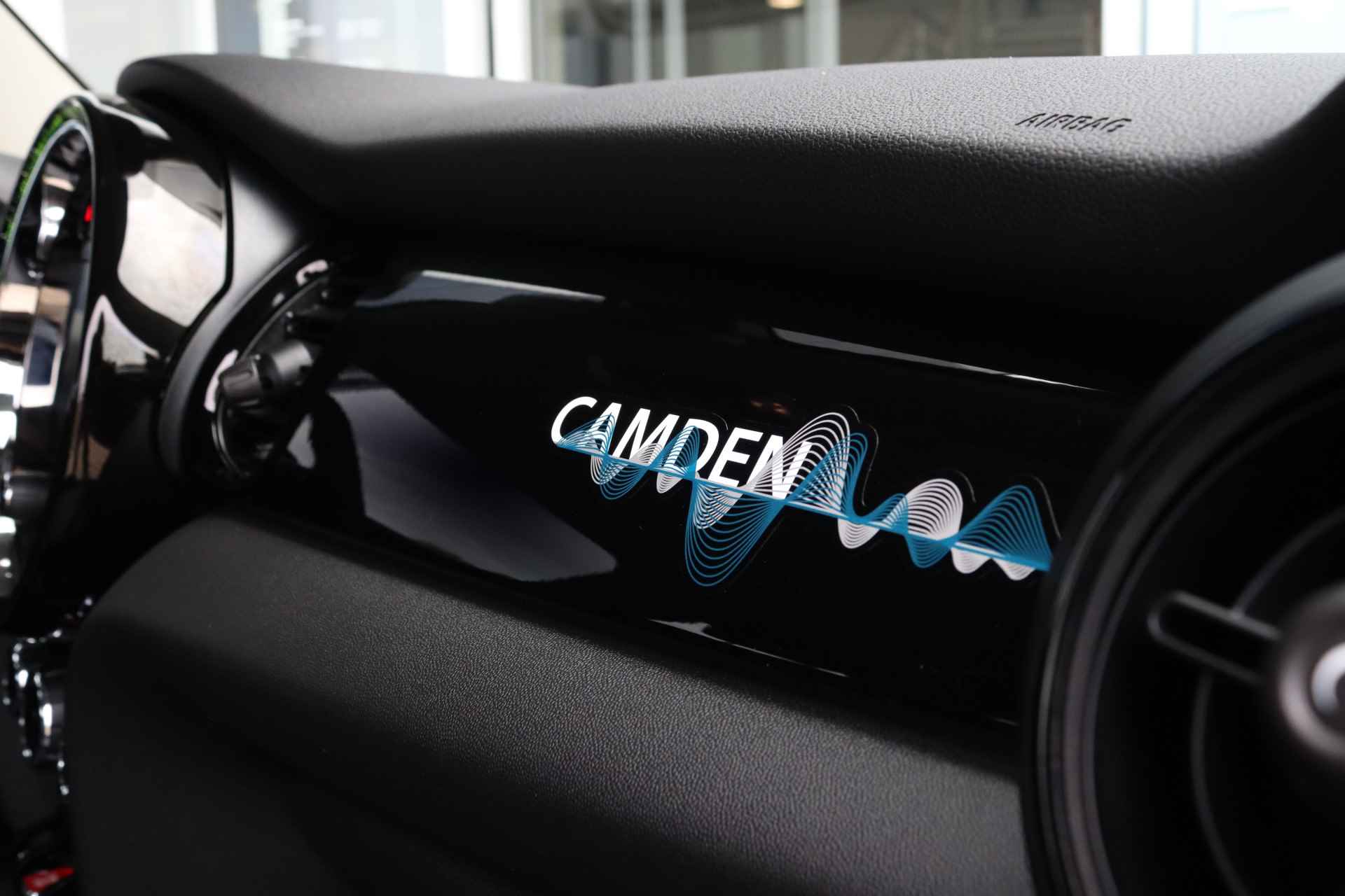 MINI Cooper 1.5 Camden Automaat | PDC achter | Carplay | Navi | Cruise Control | LED - 16/33