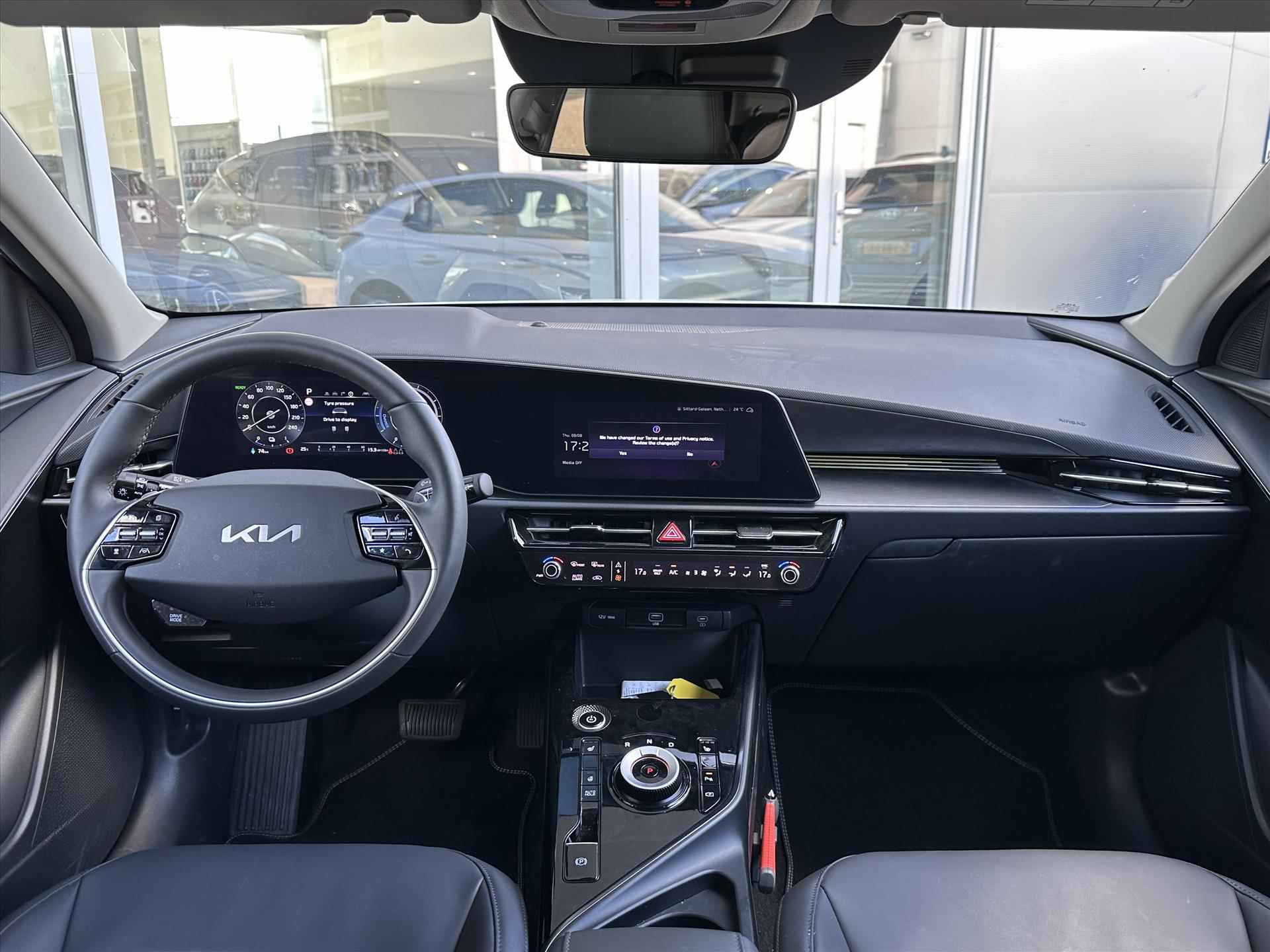 KIA e-Niro 64,8 kWh 204pk Aut Edition | € 2000,- EV Subsidie mogelijk | - 18/39