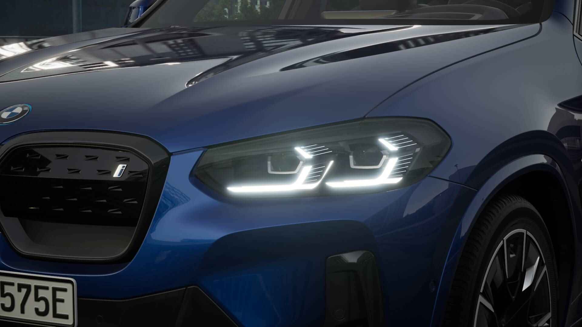 BMW iX3 High Executive 80 kWh / Trekhaak / Sportstoelen / Adaptief onderstel / Parking Assistant Plus / Adaptieve LED / Gesture Control / Driving Assistant Professional - 9/11