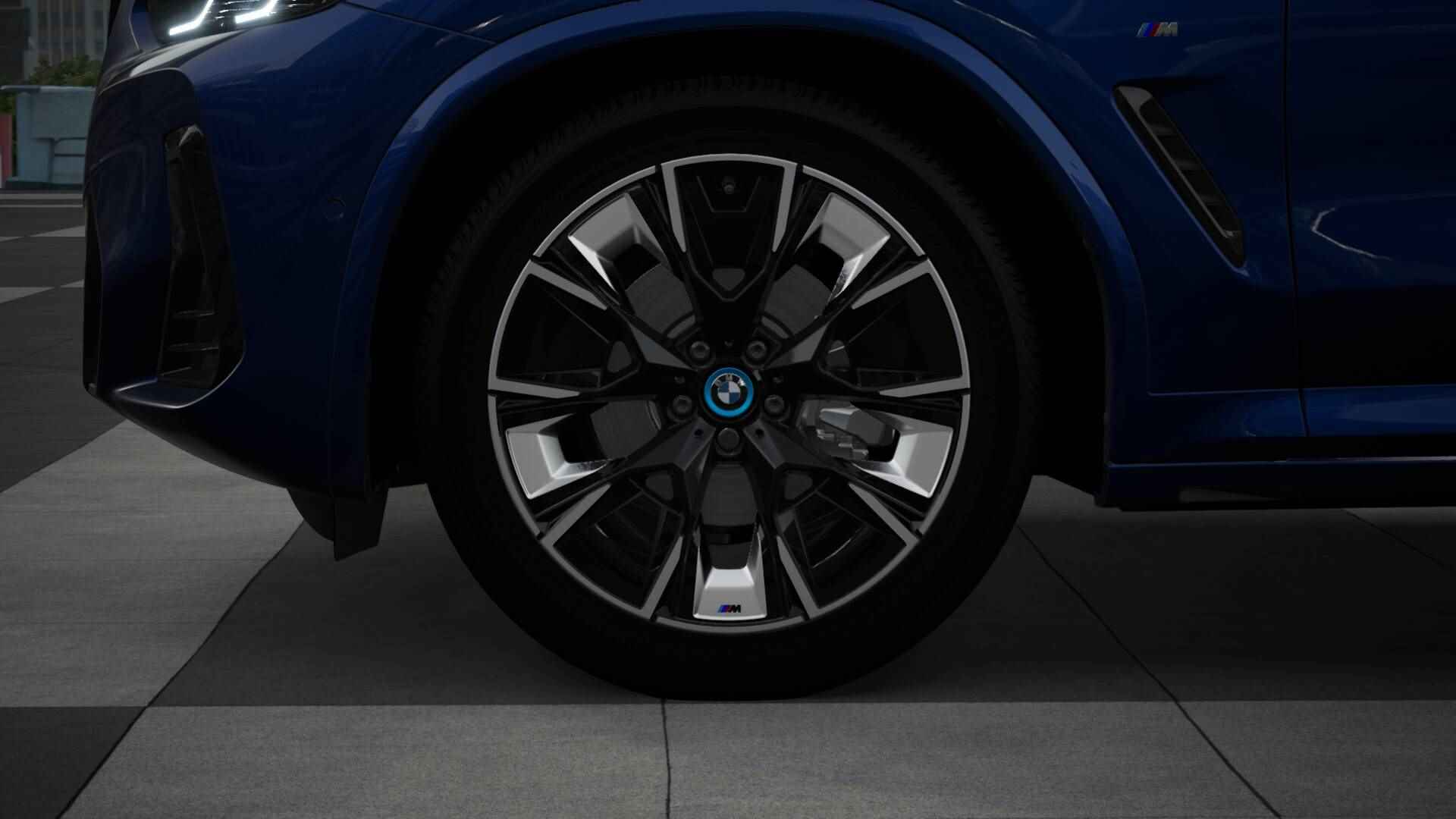 BMW iX3 High Executive 80 kWh / Trekhaak / Sportstoelen / Adaptief onderstel / Parking Assistant Plus / Adaptieve LED / Gesture Control / Driving Assistant Professional - 10/11