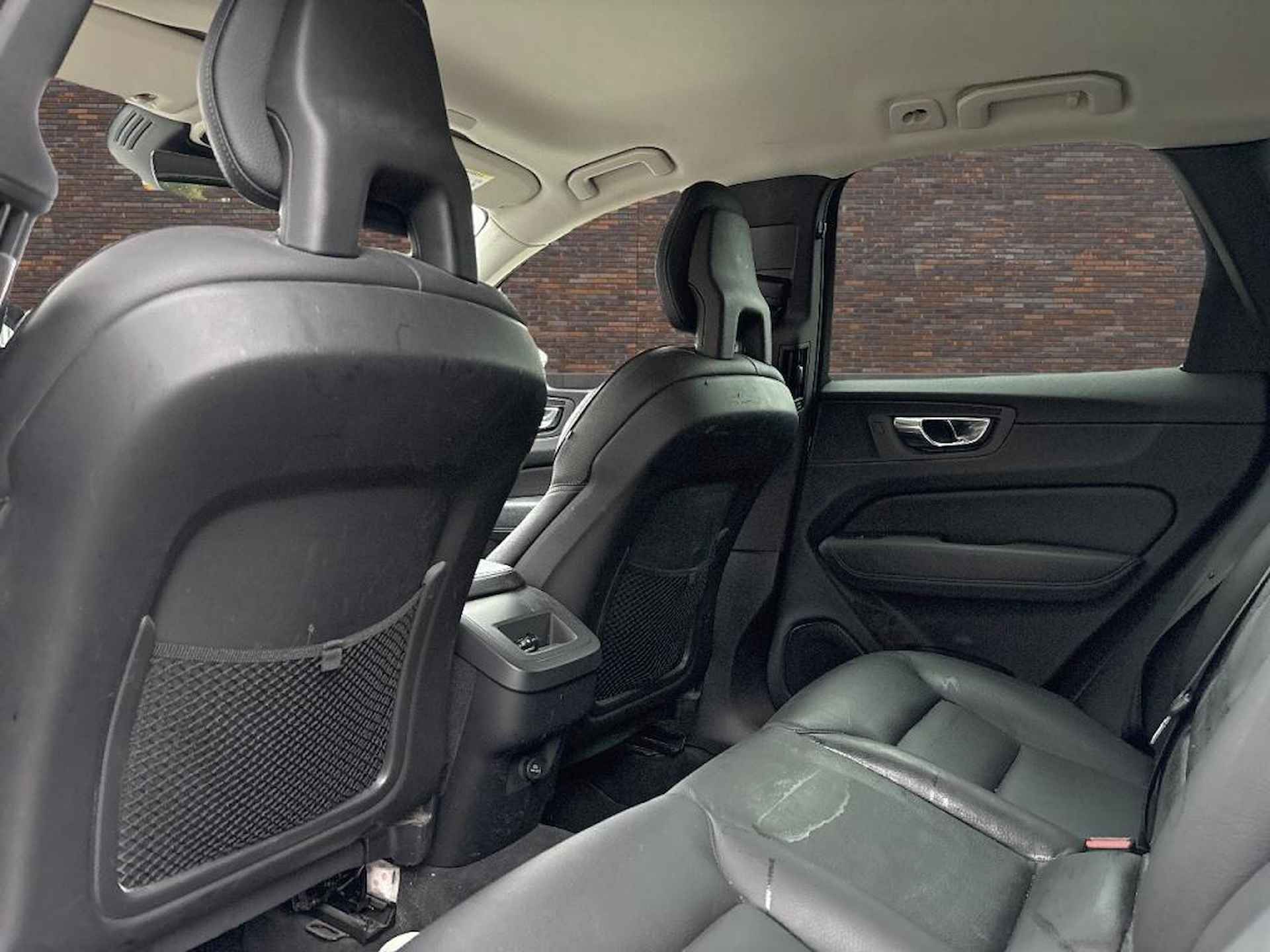 Volvo XC60 2.0 T5 LEDER SPORTSTOELEN NAVIGATIE CRUISE - 7/14