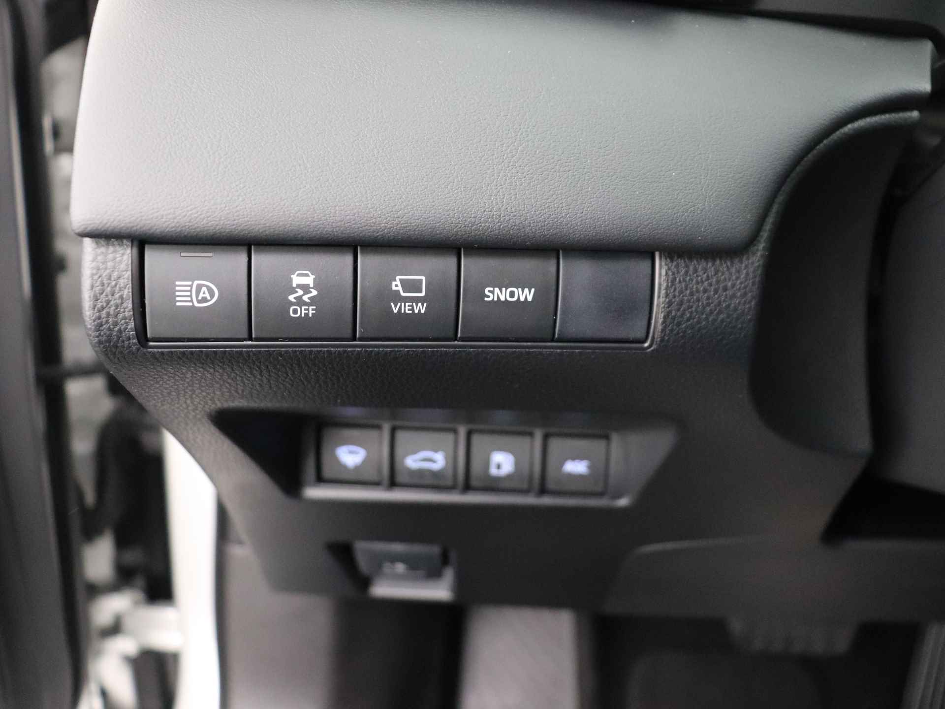 Toyota Mirai Prestige | Panoramadak | Climate Control | Navigatie | LED koplampen | Head-up display | Rondomzicht camera | - 30/35