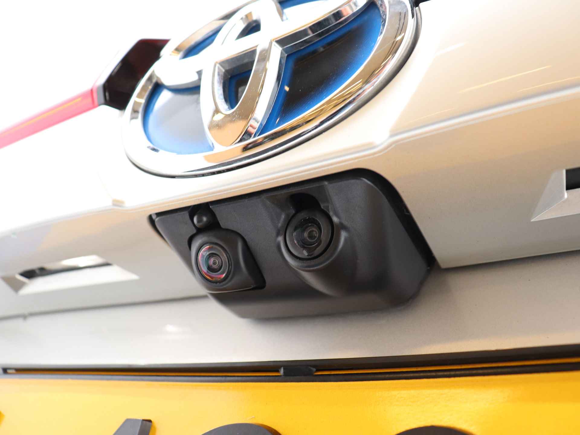 Toyota Mirai Prestige | Panoramadak | Climate Control | Navigatie | LED koplampen | Head-up display | Rondomzicht camera | - 34/35