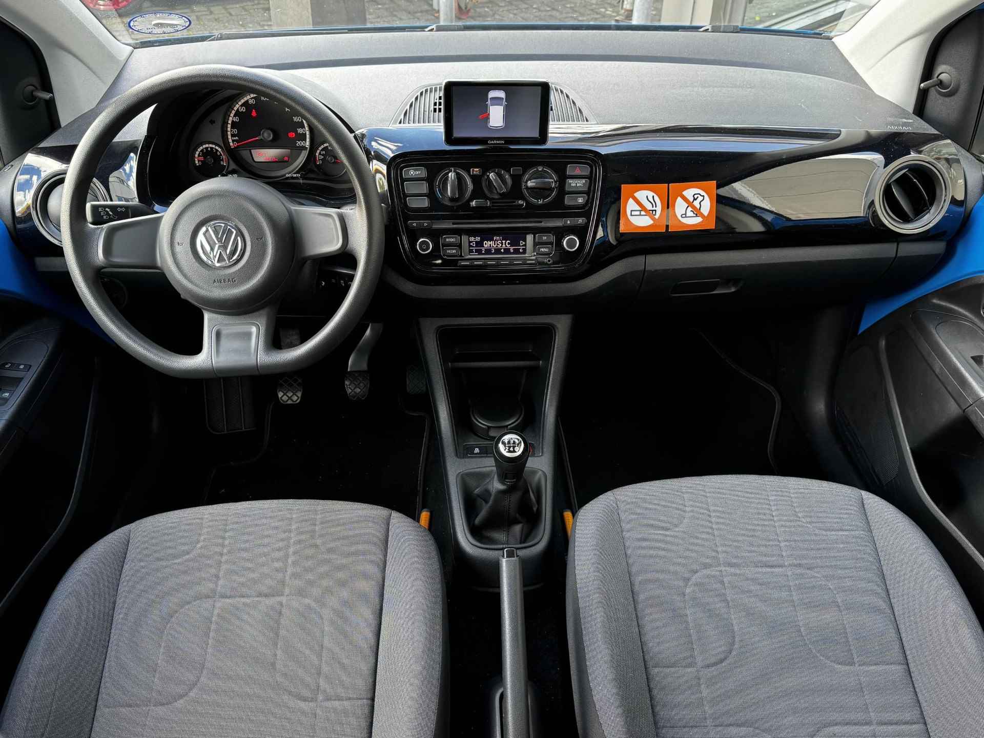 Volkswagen Up! 1.0 move up! BlueMotion - 8/17