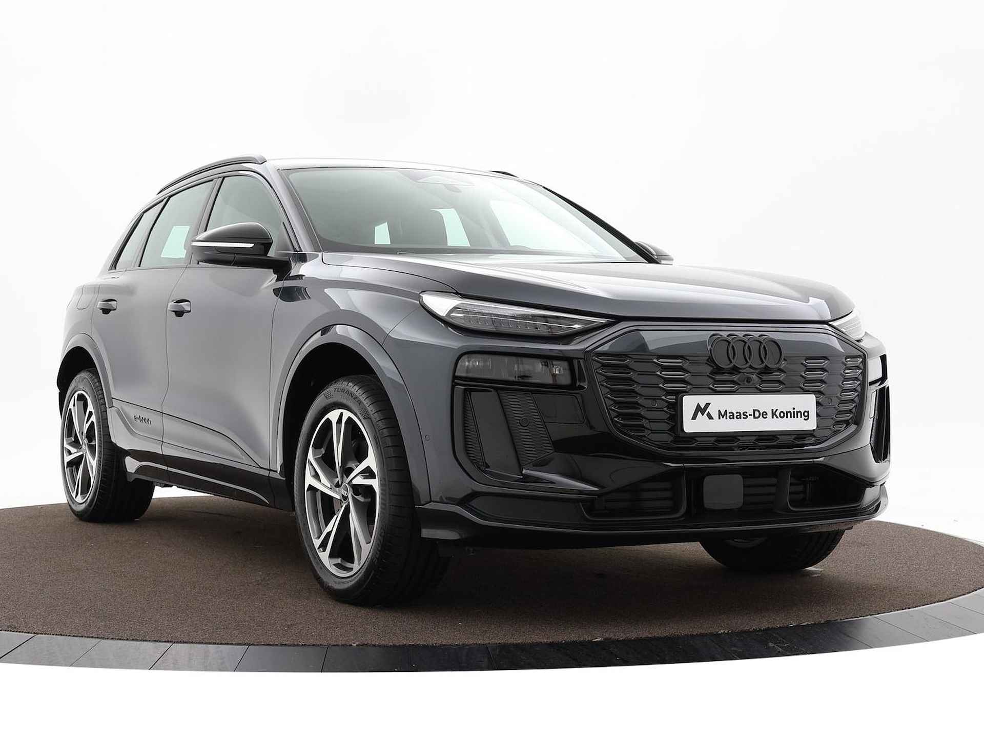 Audi Q6 e-tron Advanced edition (B1) e-tron 55 285kW/388pk 100Kw Audi Q6 e-tron e-tron Advanced editition 55 Quattro 388 PK · Panorama dak · Assistentiepakket Veiligheid · Techniekpakket Pro - 40/51