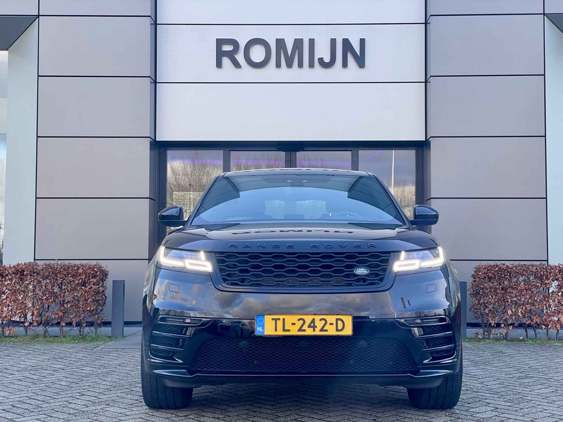 Land Rover Range Rover Velar P300 AWD 300PK R-Dynamic SE Luchtvering - 3/34