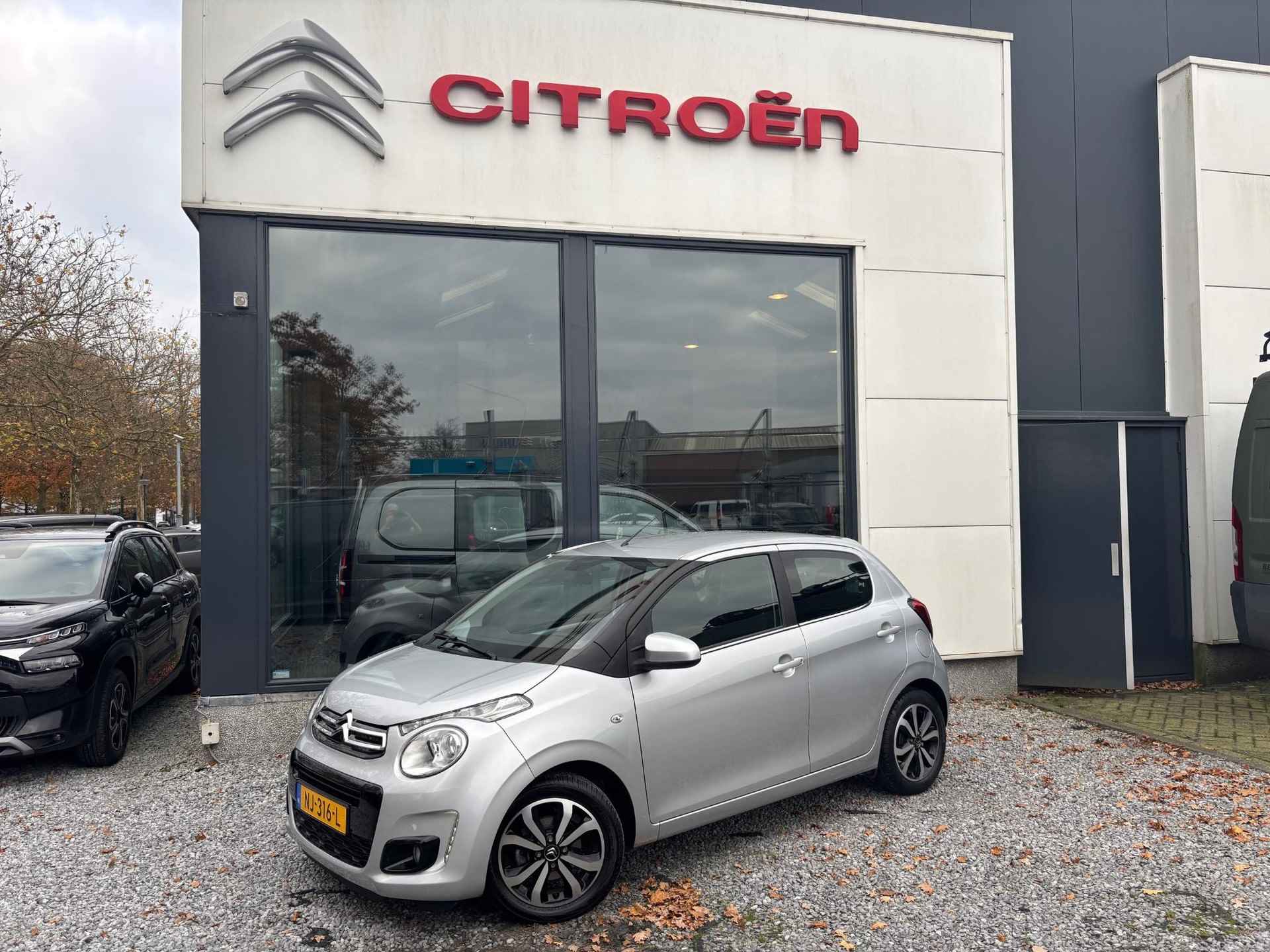 Citroen C1 1.0 VTi Shine 5drs automaat - 2/17