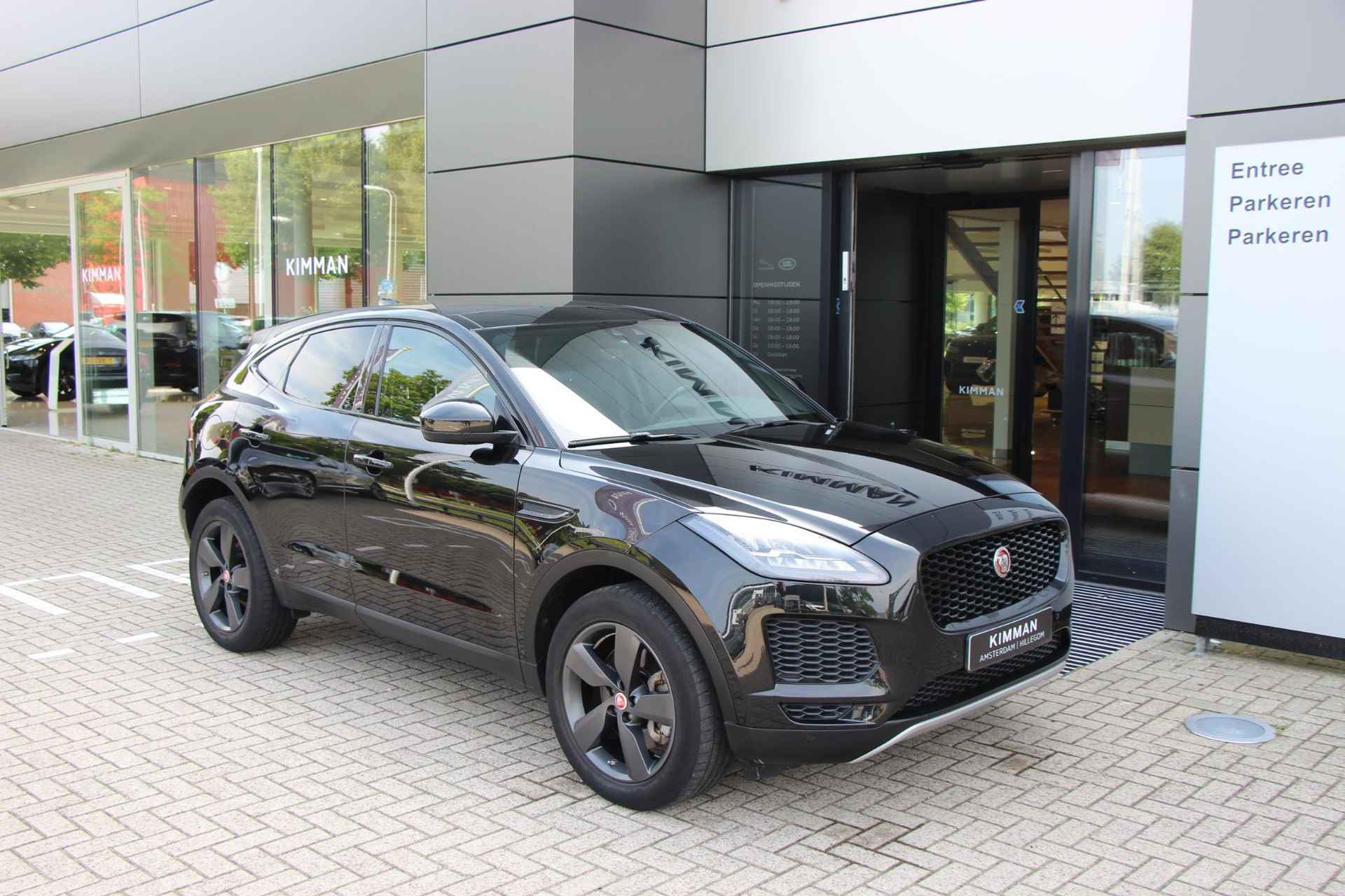 Jaguar E-PACE P200 AWD - 3/29