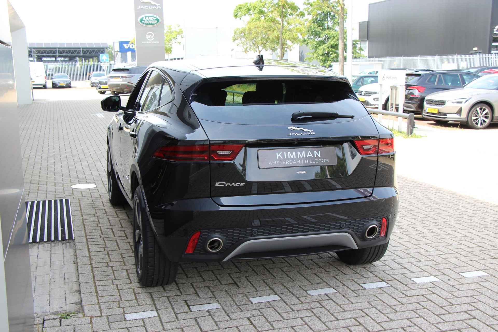 Jaguar E-PACE P200 AWD - 8/29