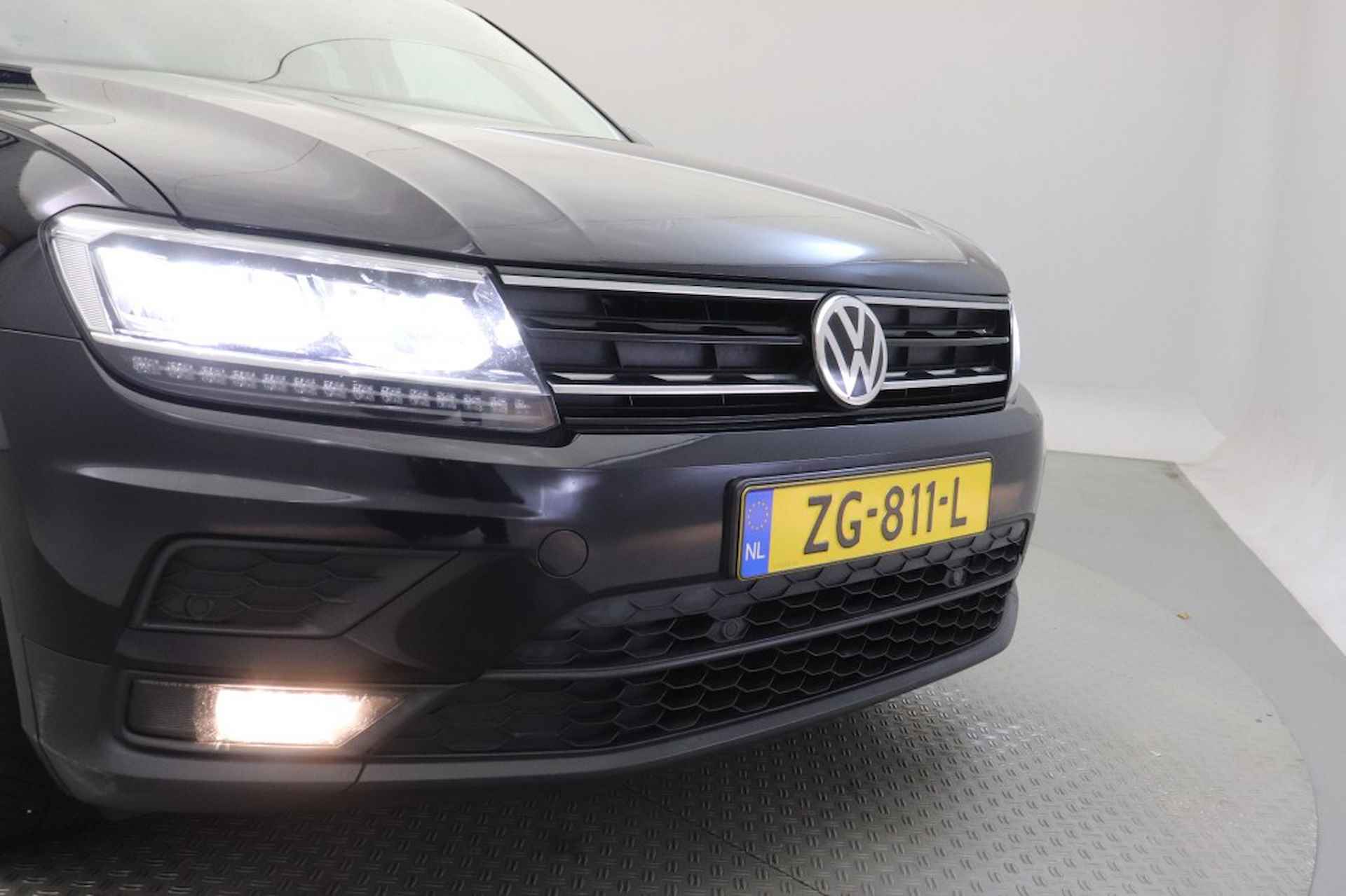 VOLKSWAGEN Tiguan 1.5 TSI Comfortline Business - Carplay, Navi - 25/26