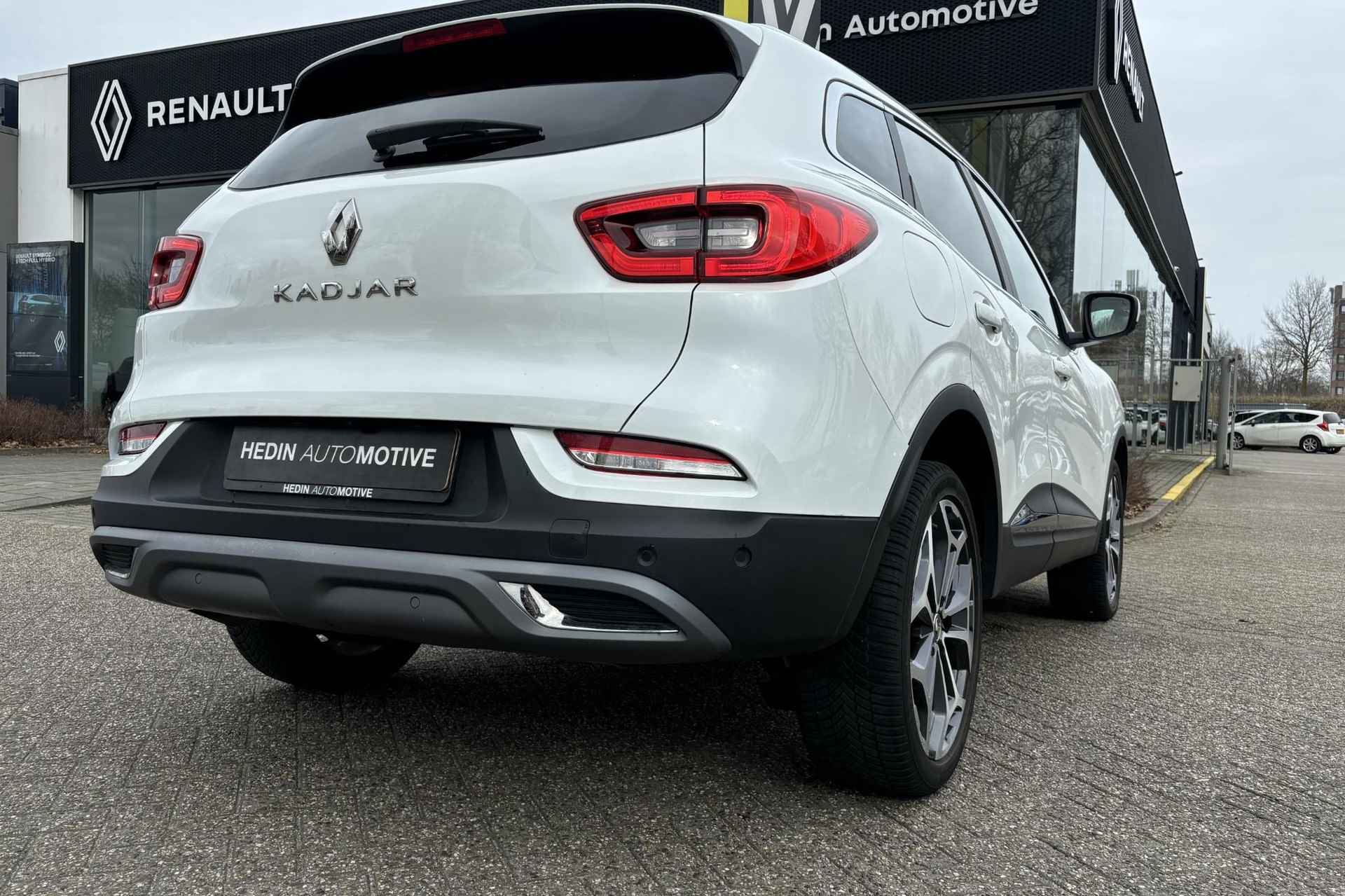 Renault Kadjar 140PK TCe Intens AUTOMAAT "Pano, Clima, Navi, Park Assist, Camera" - 8/28