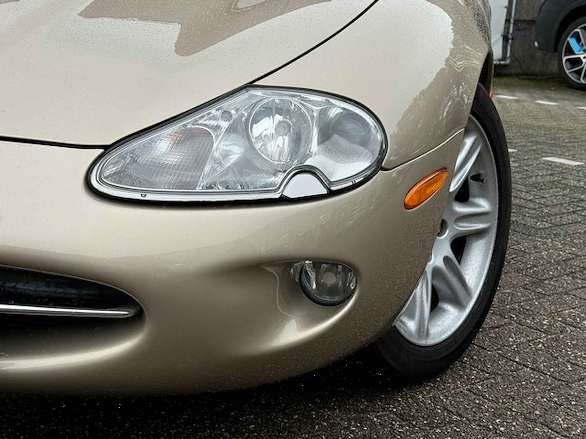 Jaguar XK8 4.0 V8 Coupé Nieuwstaat / Mooi verhaal over historie - 19/22