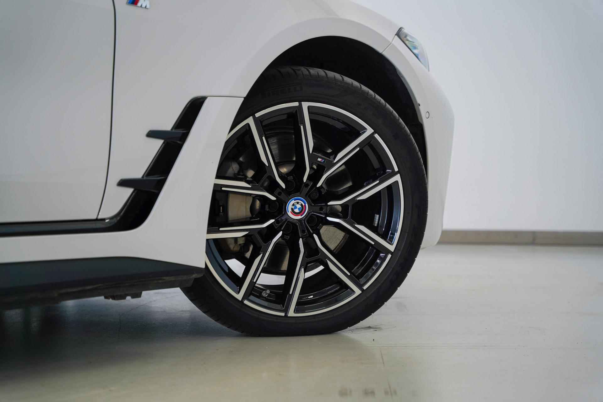 BMW i4 eDrive40 High Executive M Sportpakket - 25/28