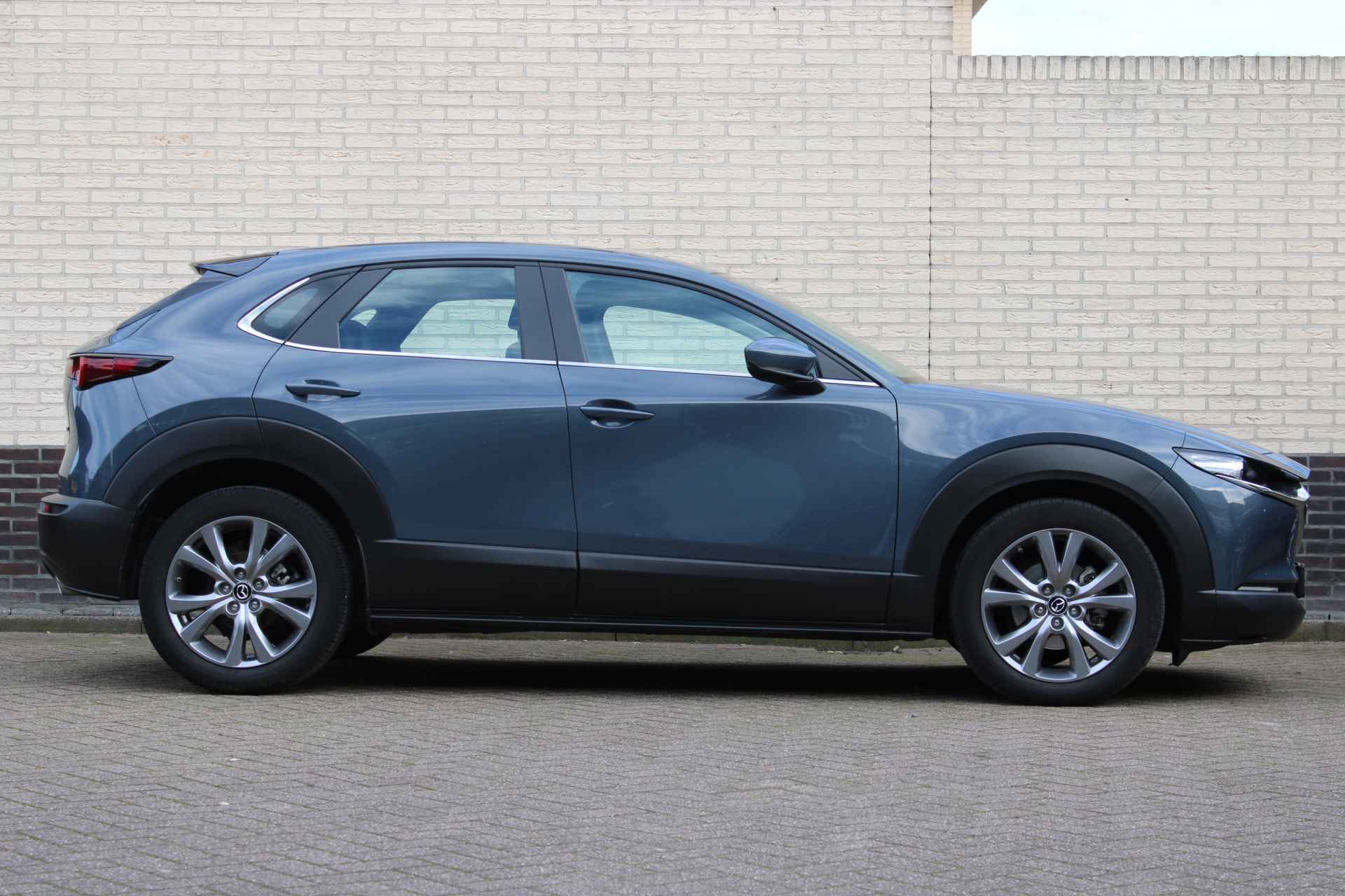 Mazda CX-30 2.0 e-SkyActiv-X M Hybrid Comfort | Dealer onderhouden | Camera | Keyless - 2/41