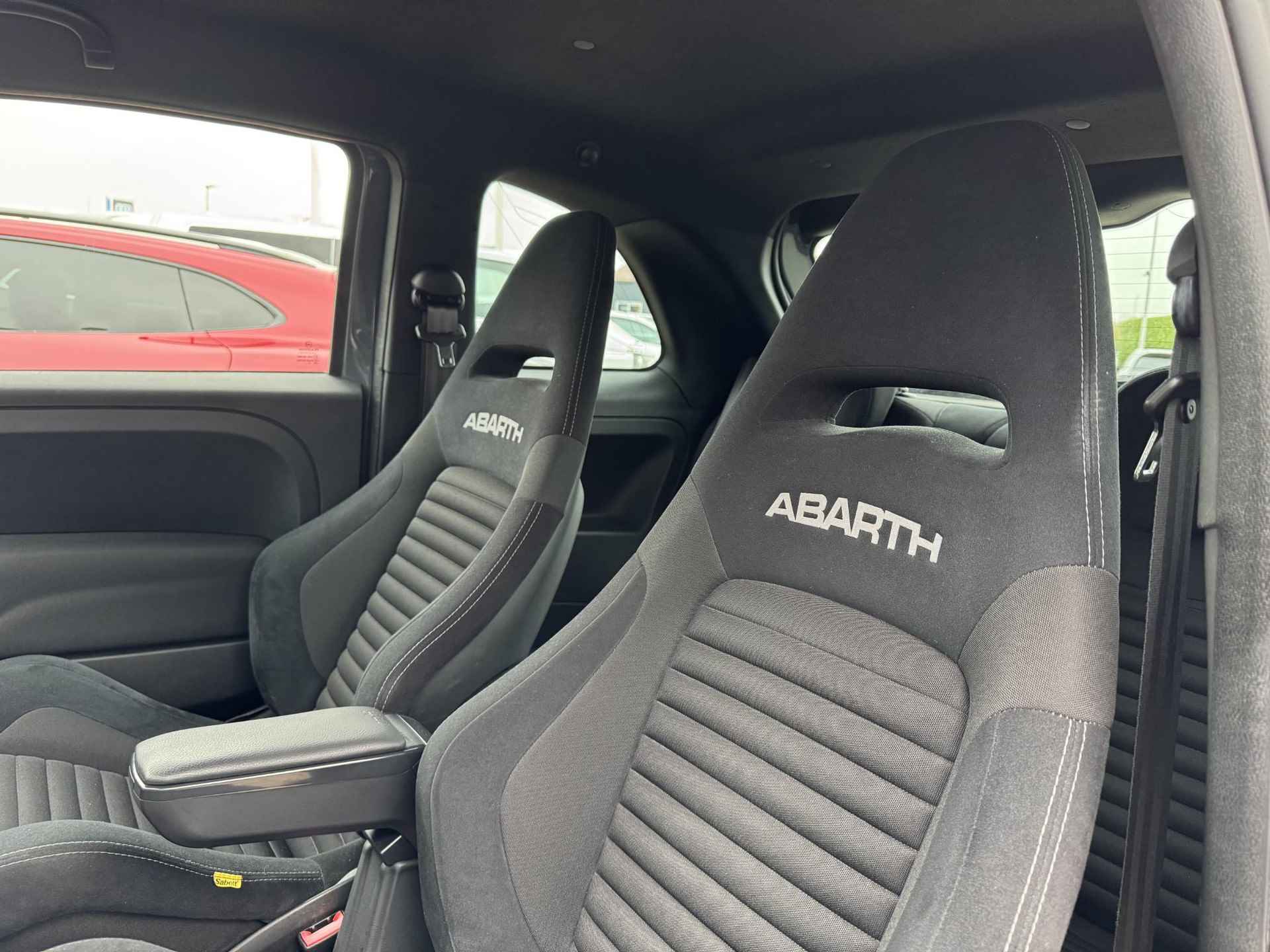 Abarth 595 1.4 T-Jet Competizione SABELT | BEATS | CARBON - 12/30