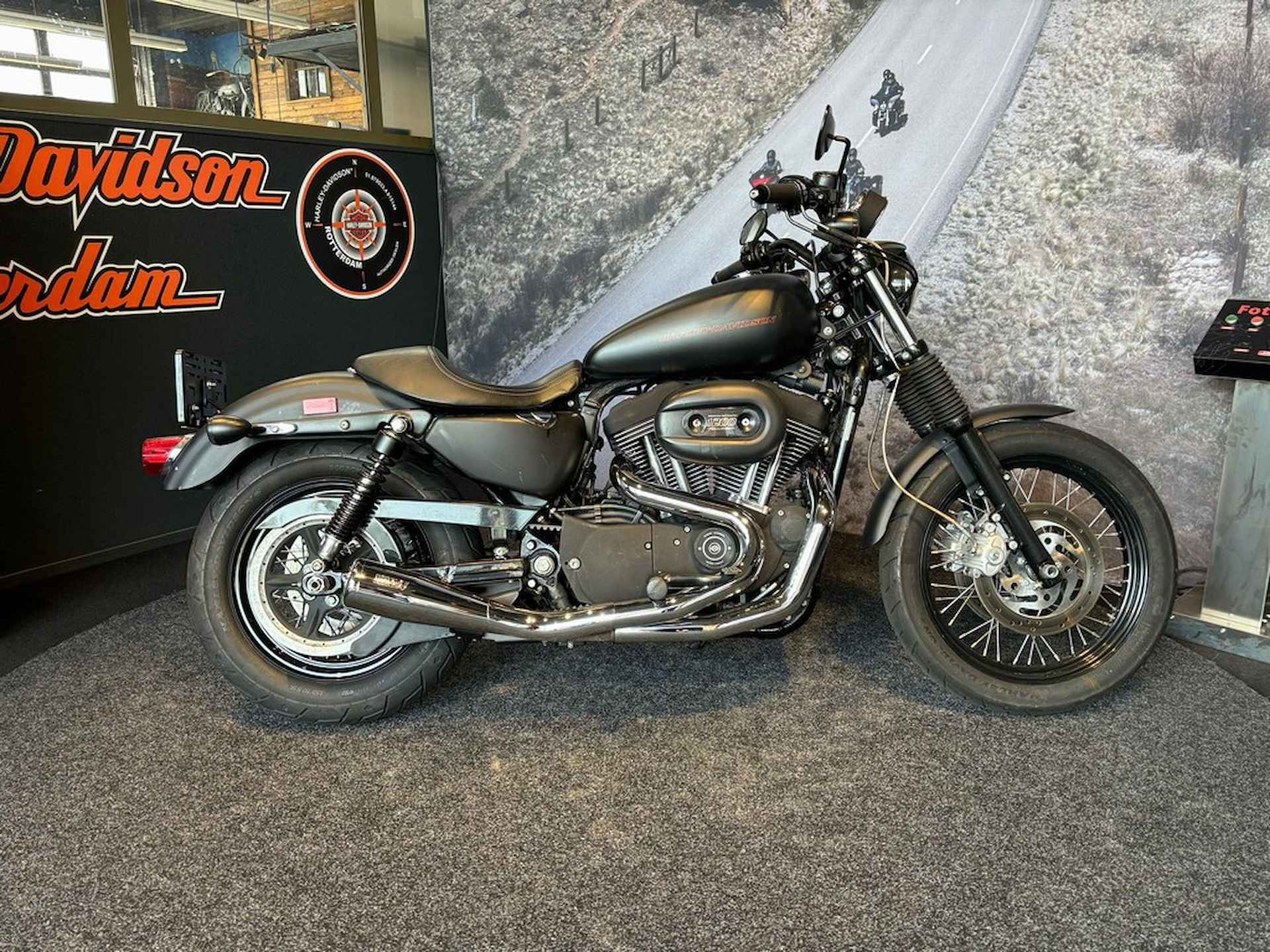 Harley-Davidson XL1200R - 2/7