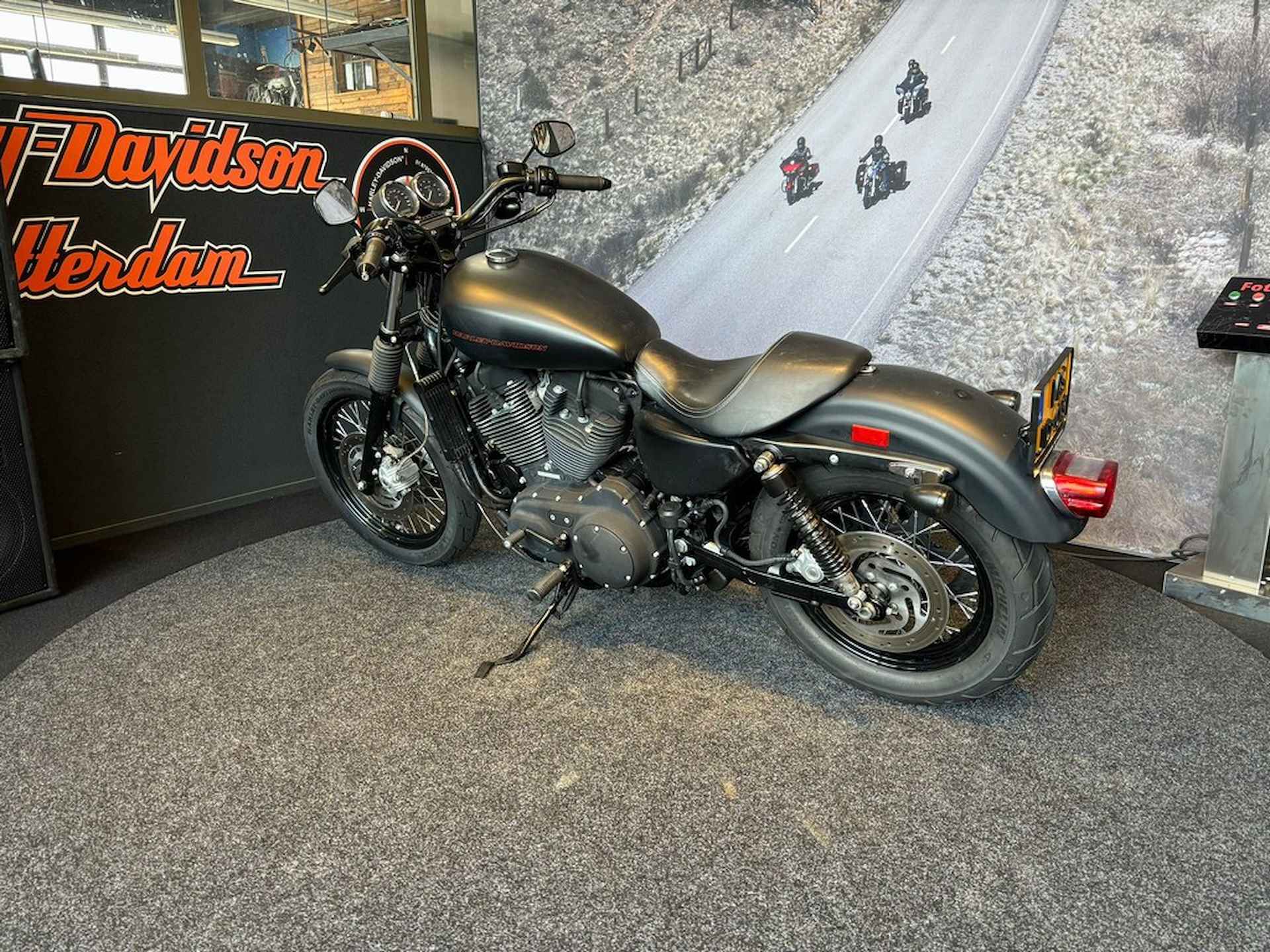 Harley-Davidson XL1200R - 4/7