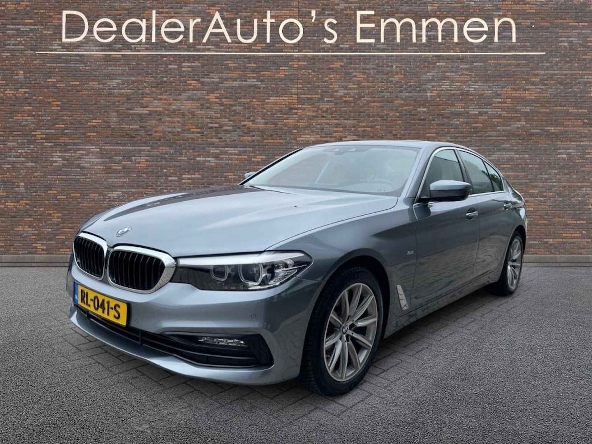 BMW 5 Serie 520d LEDER SPORTSTOELEN NAVIGATIE LM VELGEN - 2/40