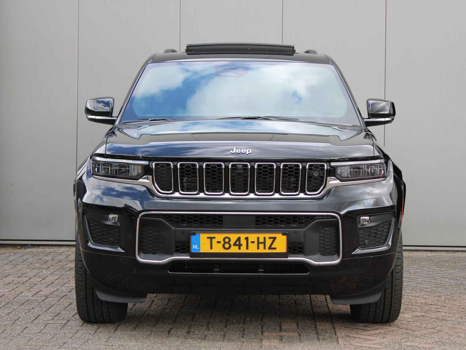 Jeep Grand Cherokee 2.0 Overland 4xe Automaat | Navi / Pano / Leder / Camera - 13/28