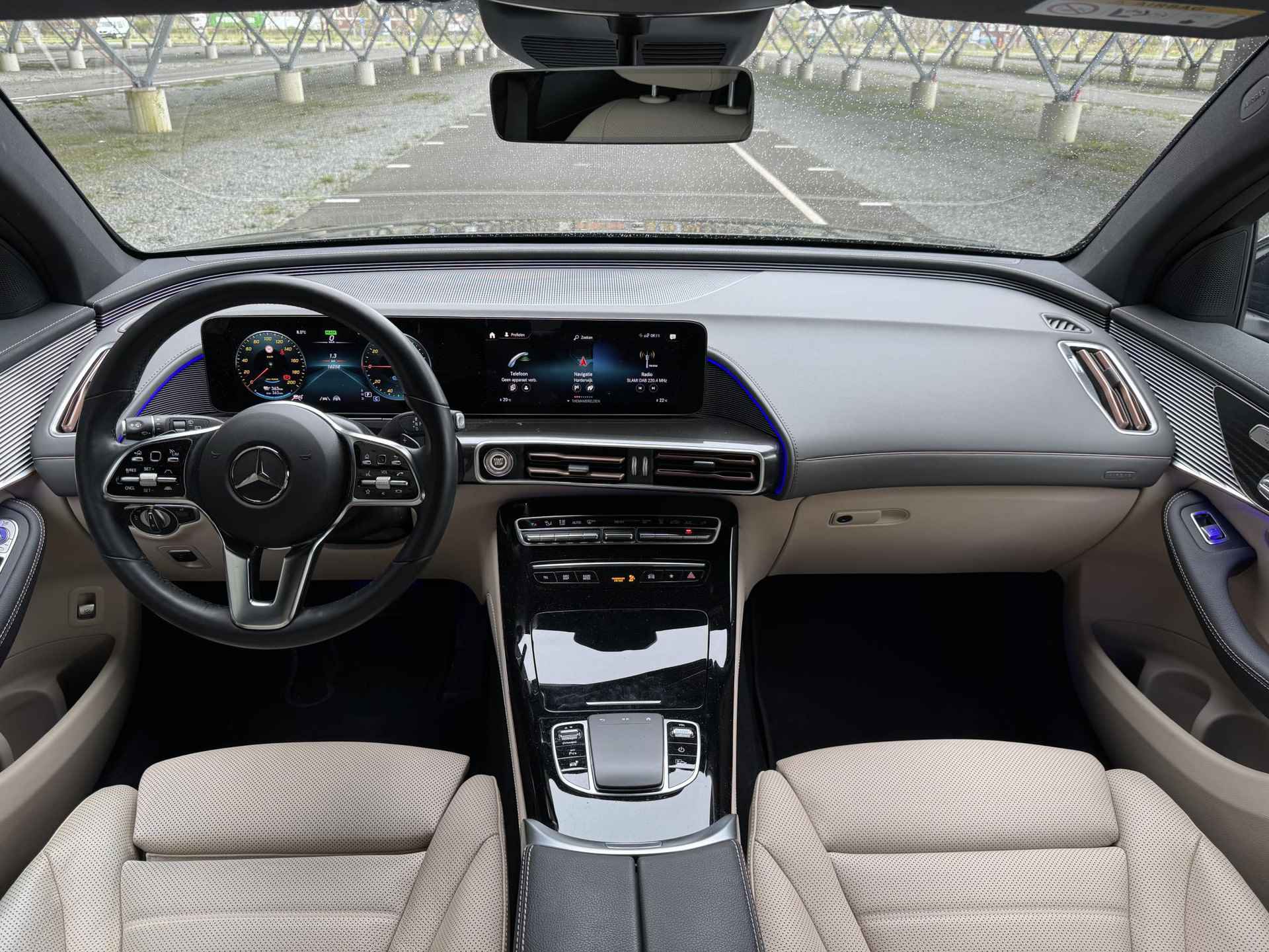 Mercedes-Benz EQC 400 4MATIC Luxury Line 80 kWh | Memory stoelen | Stoelverwarming/ventilatie | 360 camera | Sfeerverlichting | Stuurverwarming | Rijassistentiepakket+ | - 14/36