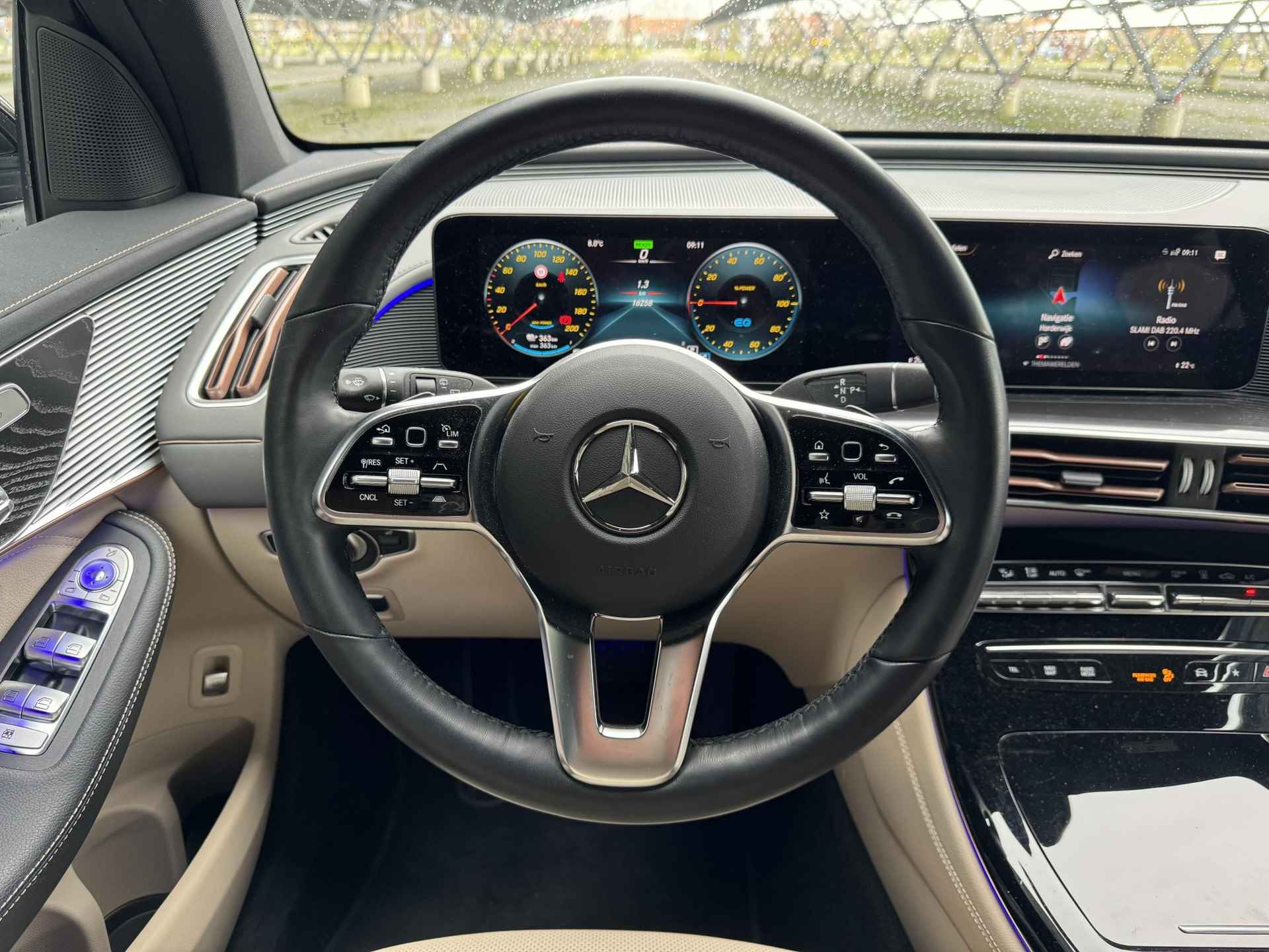Mercedes-Benz EQC 400 4MATIC Luxury Line 80 kWh | Memory stoelen | Stoelverwarming/ventilatie | 360 camera | Sfeerverlichting | Stuurverwarming | Rijassistentiepakket+ | - 15/36