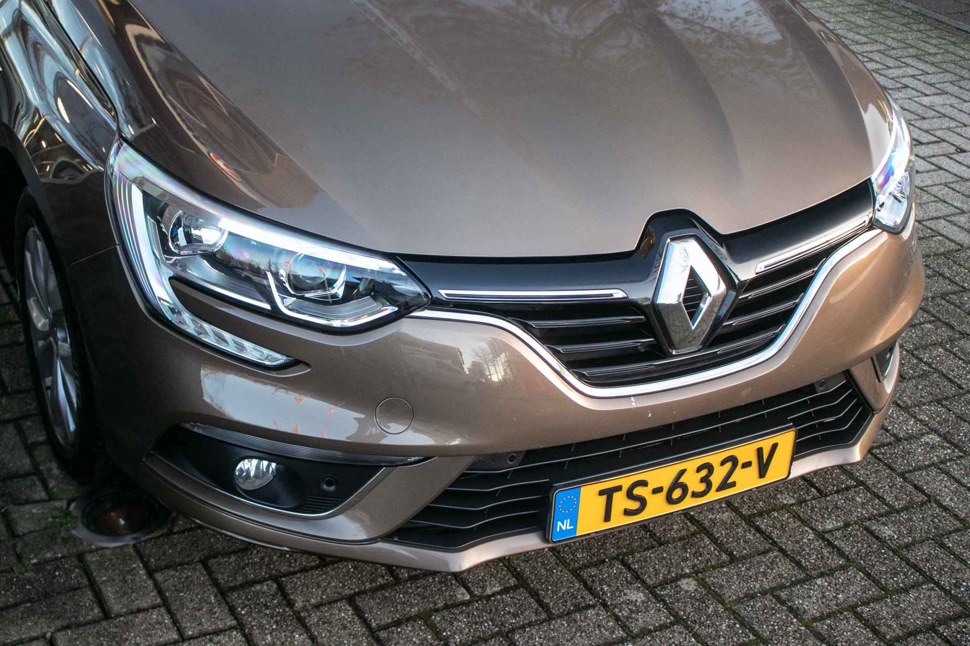 Renault Mégane Estate 1.3 TCe Limited - All in rijklrprs | trekhaak - 25/41