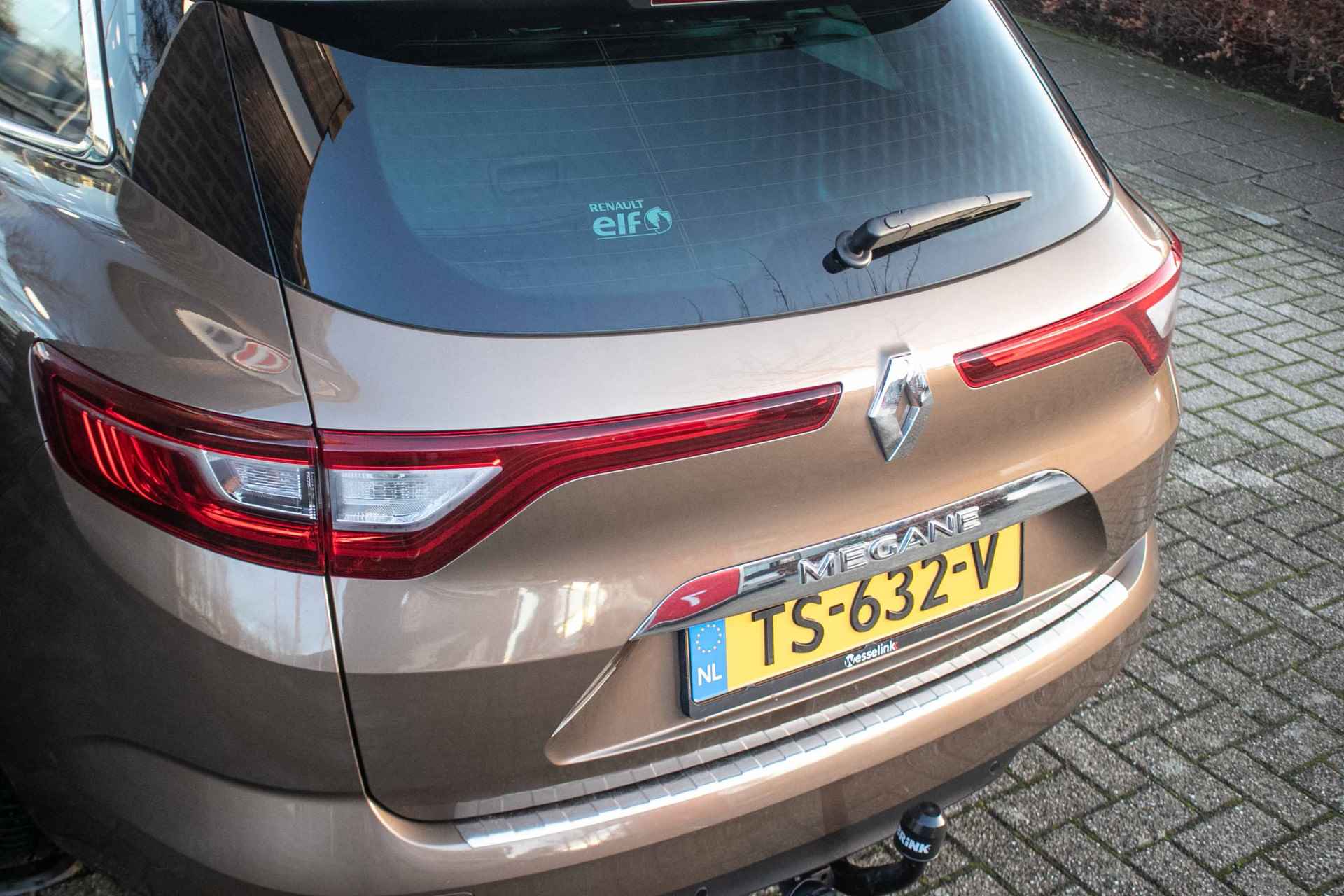 Renault Mégane Estate 1.3 TCe Limited - All in rijklrprs | trekhaak - 26/41