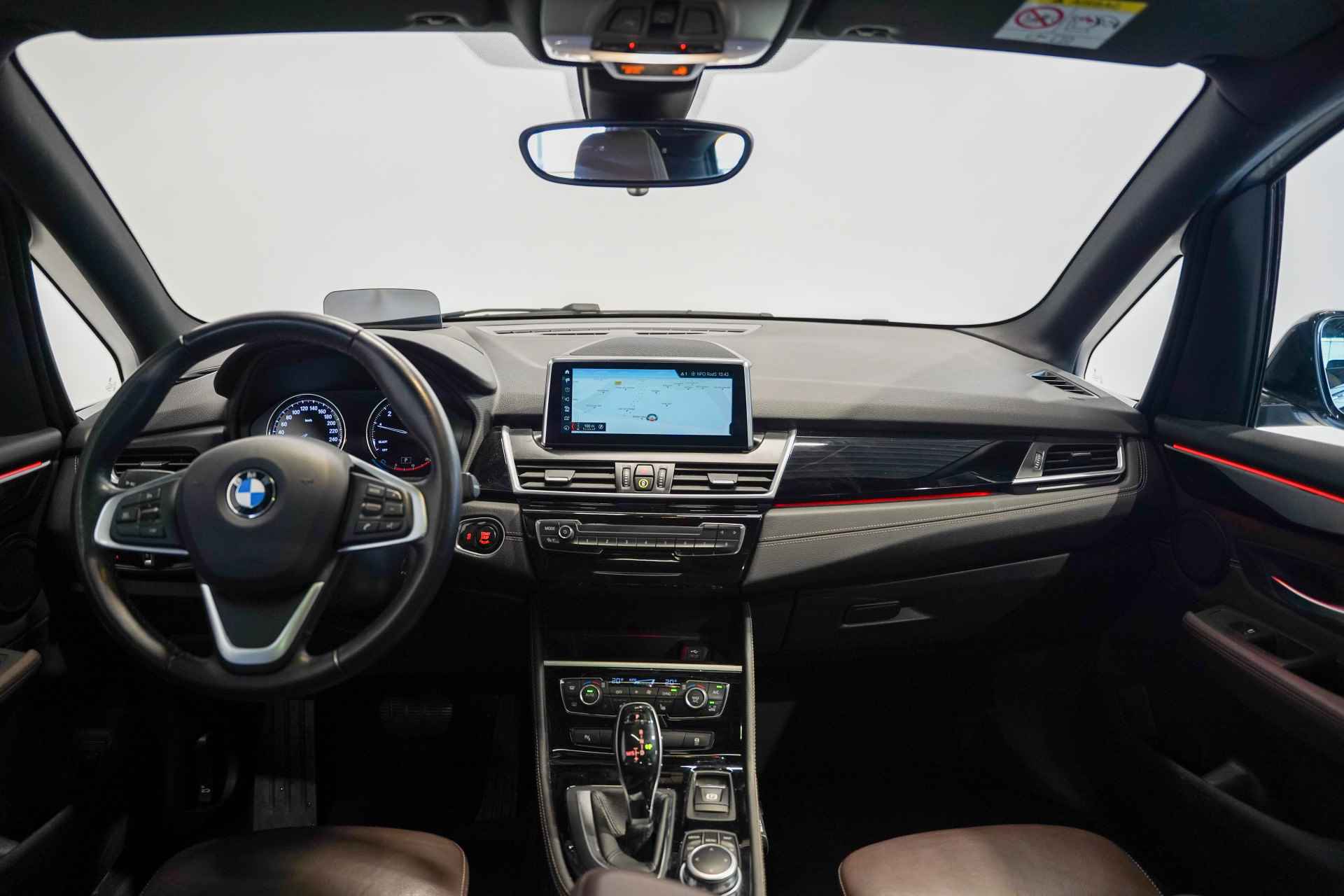 BMW 2 Serie Active Tourer 218i High Executive Sport Line Aut. - 3/26