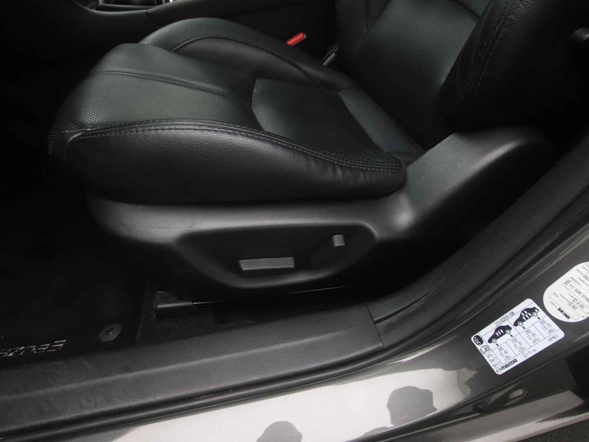 Mazda 3 2.0 SkyActiv-G GT-M met vaste trekhaak en Apple CarPlay : dealer onderhouden - 15/50