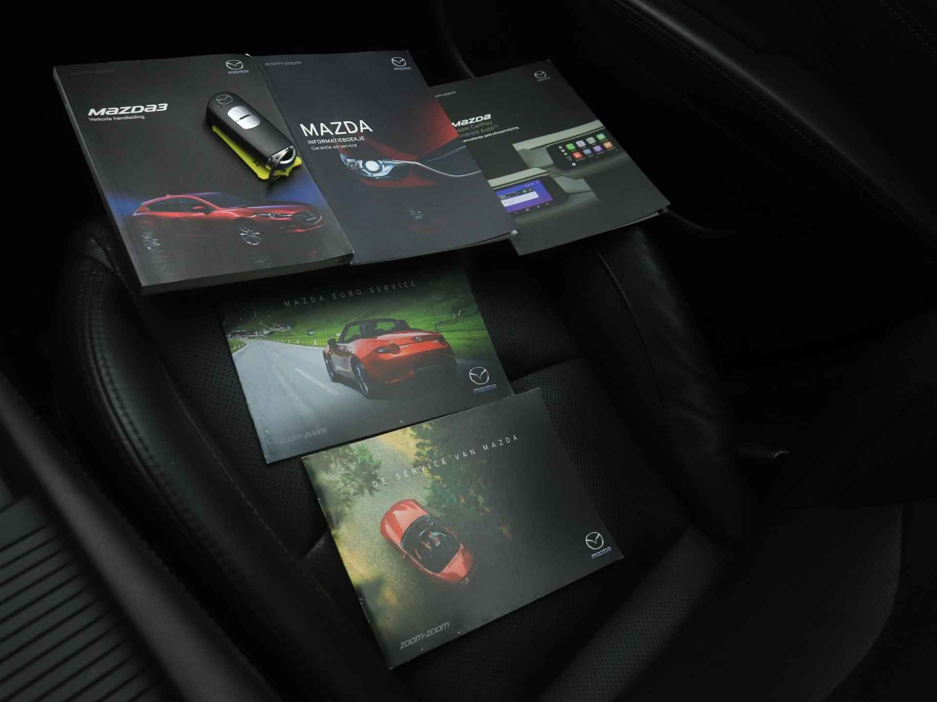 Mazda 3 2.0 SkyActiv-G GT-M met vaste trekhaak en Apple CarPlay : dealer onderhouden - 41/50