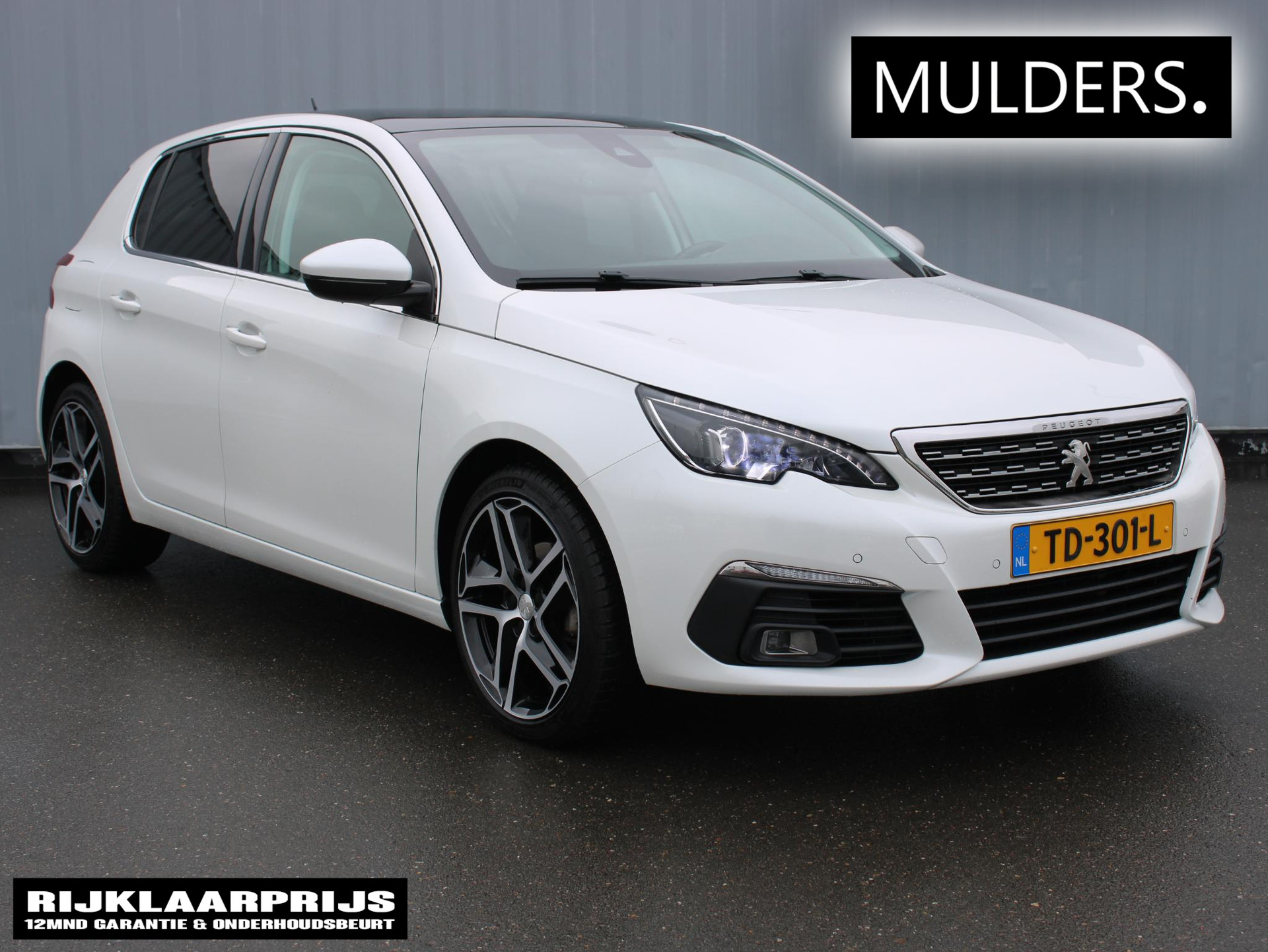 Peugeot 308 1.2 PureTech Blue Lease Premium Navigatie / Panodak