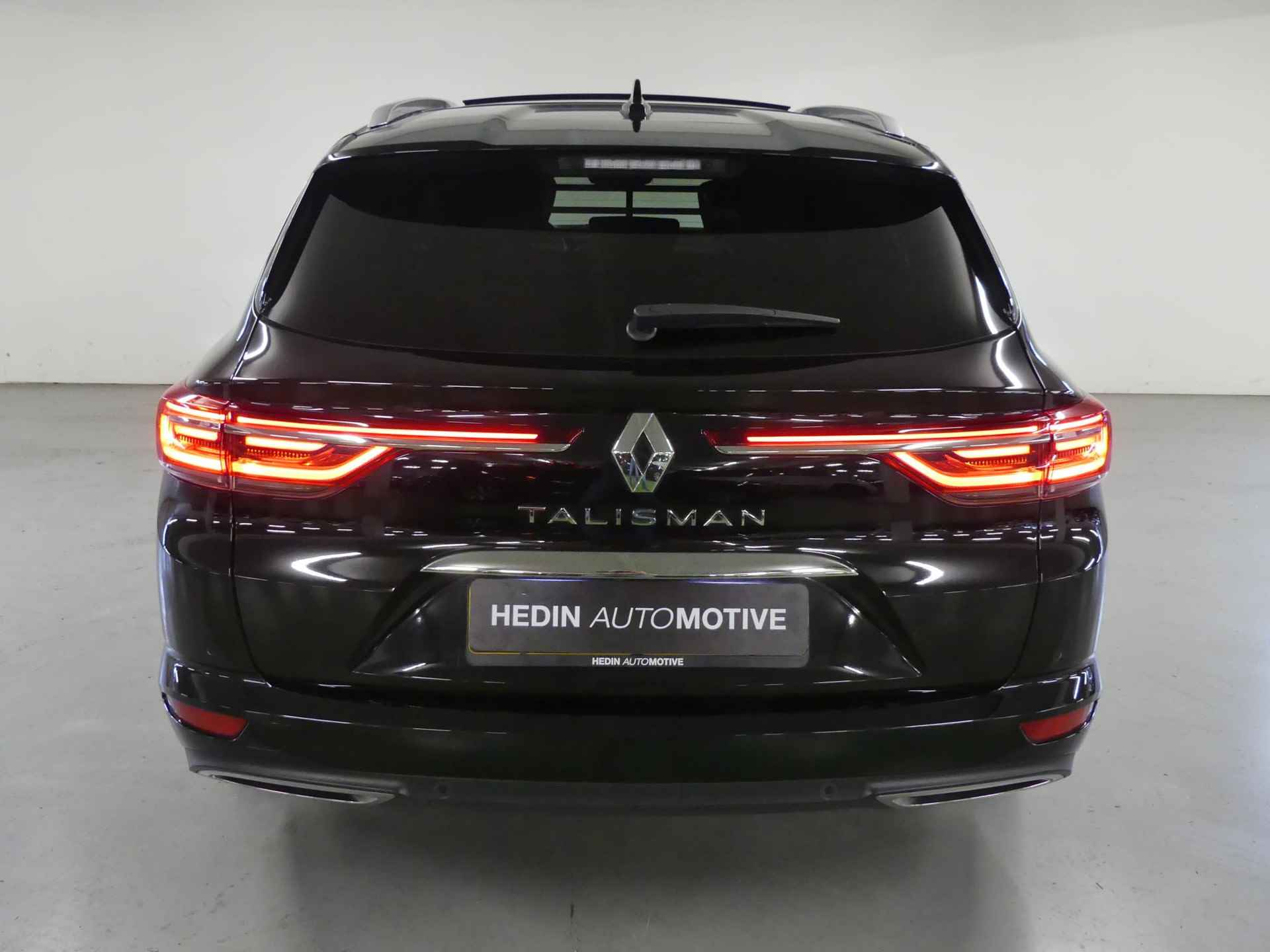 Renault Talisman Estate TCe 160 Business Initiale Paris | Leder | R-Link Multimedia & Navigatie | Panoramadak | Stoel & Stuurwielverwarming | Stoelventilatie | BOSE Audio | HUD - 4/43