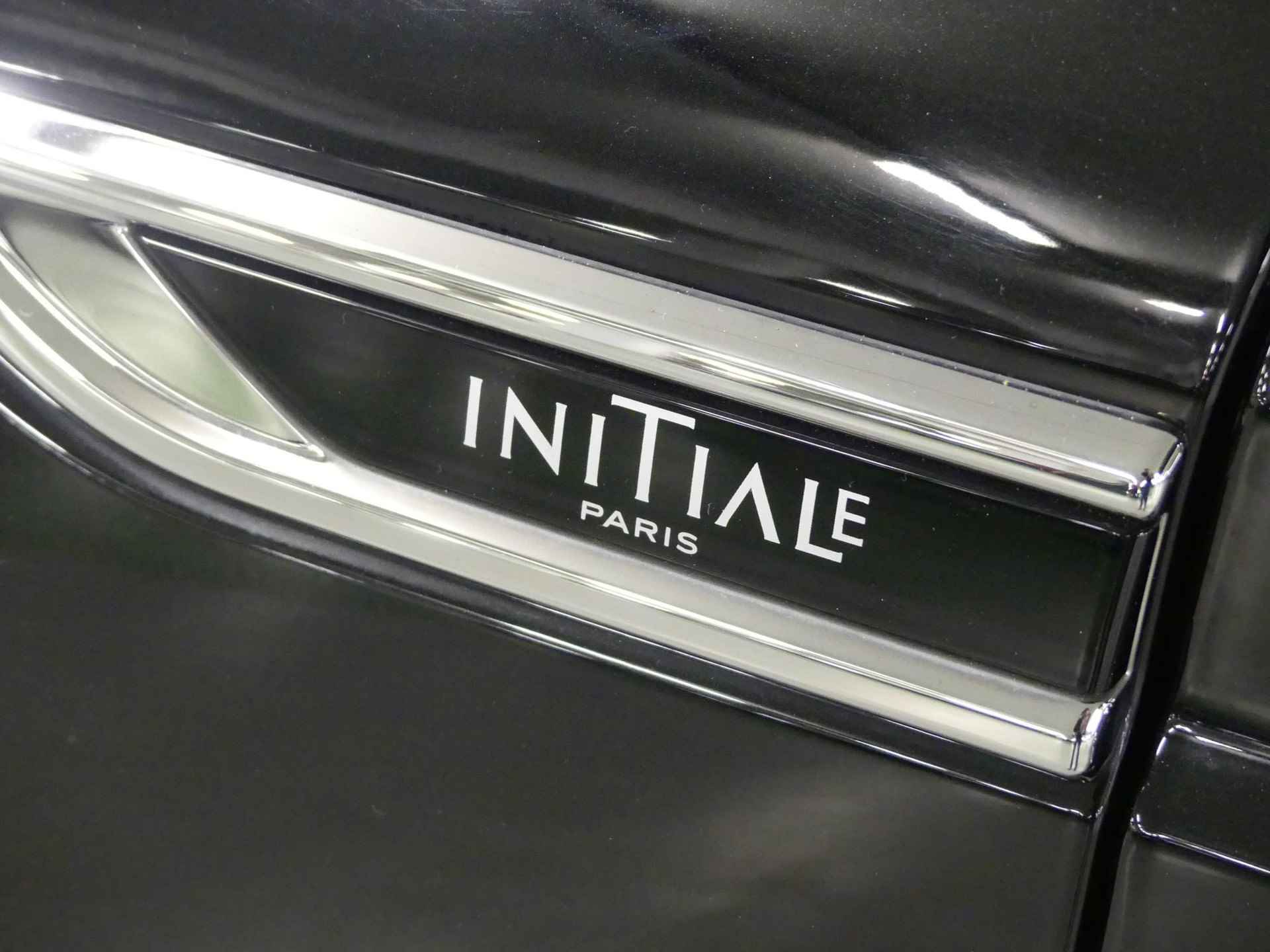 Renault Talisman Estate TCe 160 Business Initiale Paris | Leder | R-Link Multimedia & Navigatie | Panoramadak | Stoel & Stuurwielverwarming | Stoelventilatie | BOSE Audio | HUD - 11/43