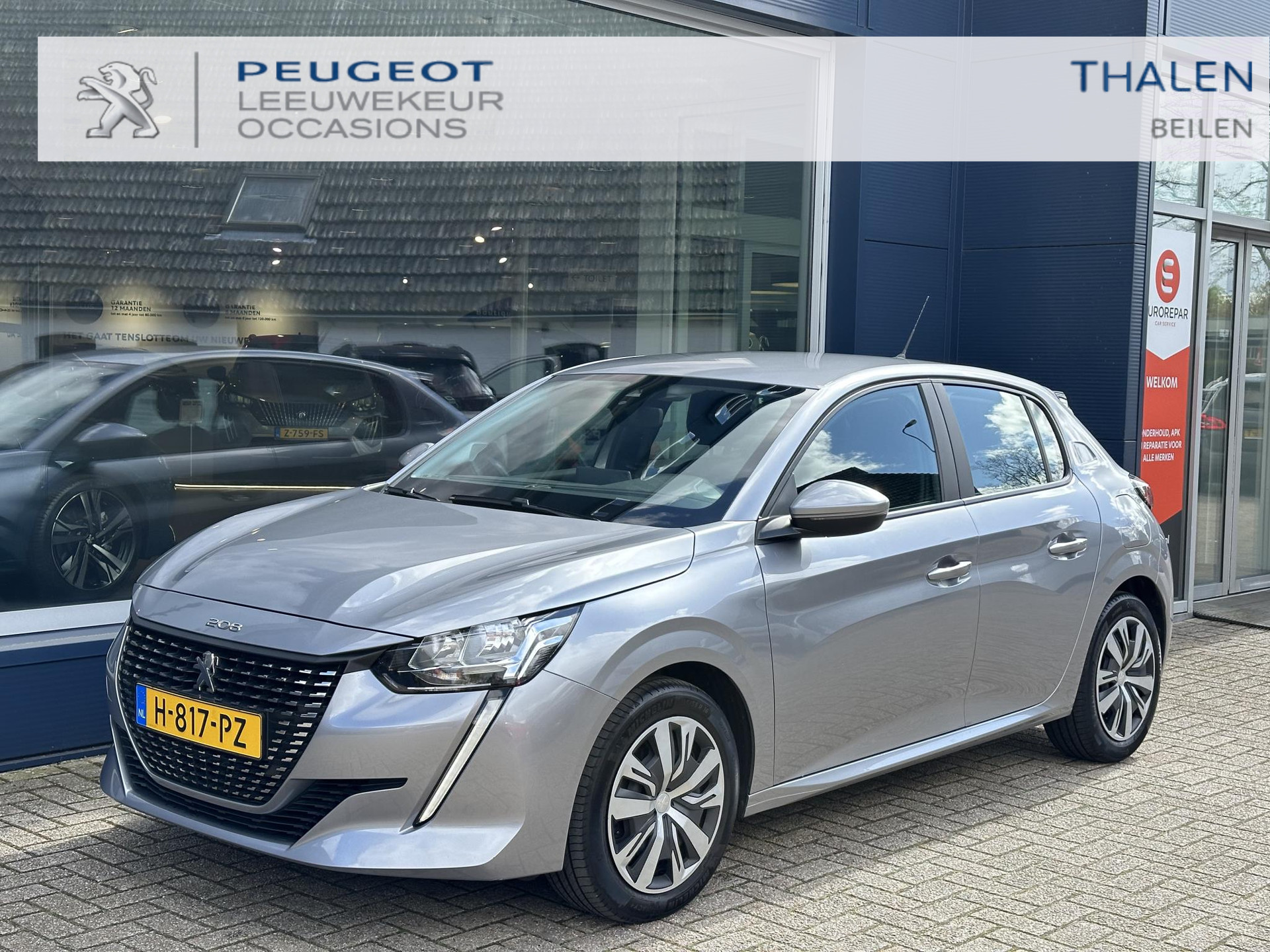 Peugeot 208 1.2 Turbo 100 PK Active | 6 Versnellingsbak | Pack Connect Navigatie | Trekhaak 1200 KG | Airconditioning | Parkeersensoren | LED Dagrijverlichting | Cruise Control | Elektrisch Pakket | DAB+ Radio | bij viaBOVAG.nl