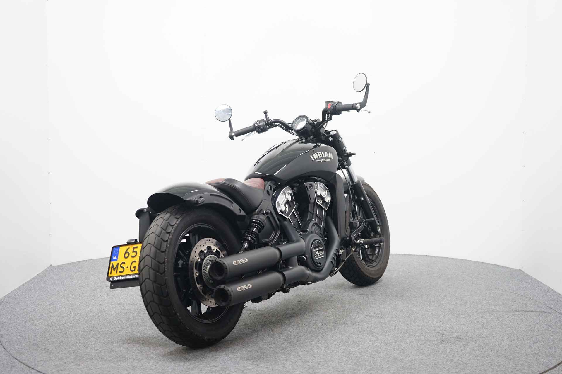 INDIAN MOTORCYCLE SCOUT BOBBER GERESERVEERD T/M 22-11 TI - 8/14