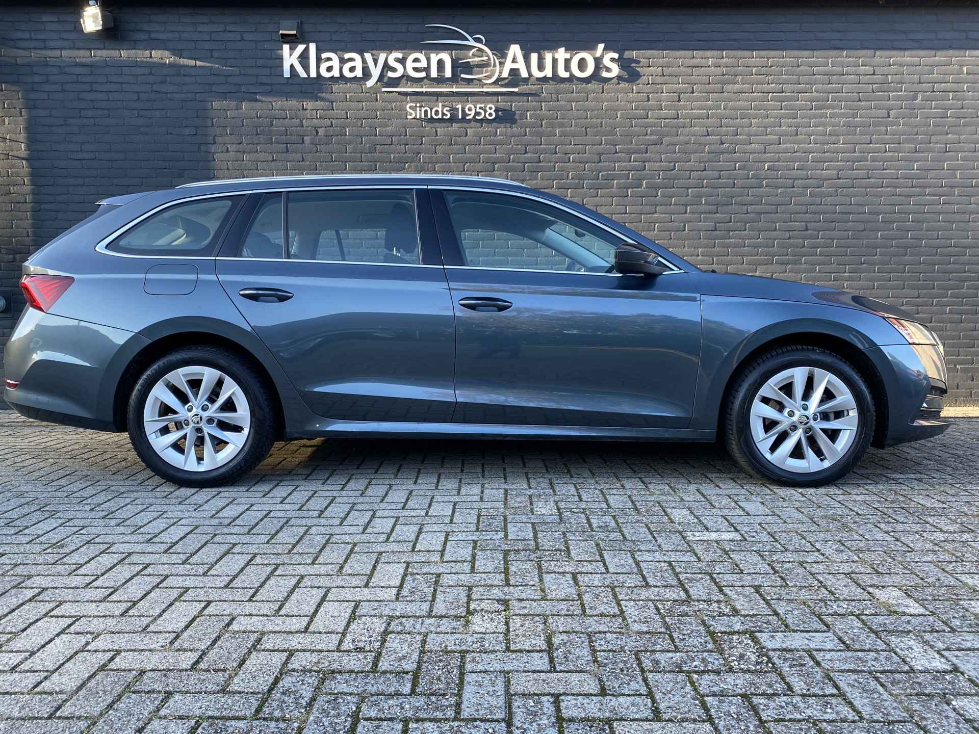 Škoda Octavia Combi 1.0 e-TSI Business Edition Plus AUT. | 1e eigenaar | dealer onderhouden | navigatie | trekhaak | elektr. klep | h. up disp - 5/48