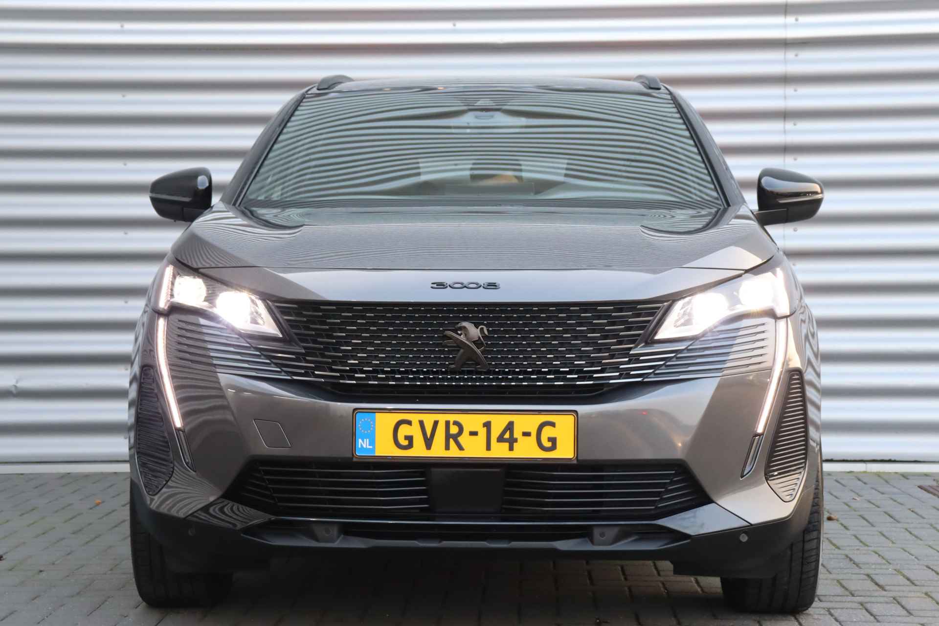 Peugeot 3008 1.2 PURETECH 130PK GT PACK AUTOMAAT / NAVI / LEDER / CLIMA / PDC / 19" LMV / CAMERA / BLACK PACK / KEYLESS / WINTERPAKKET / FULL - 5/42